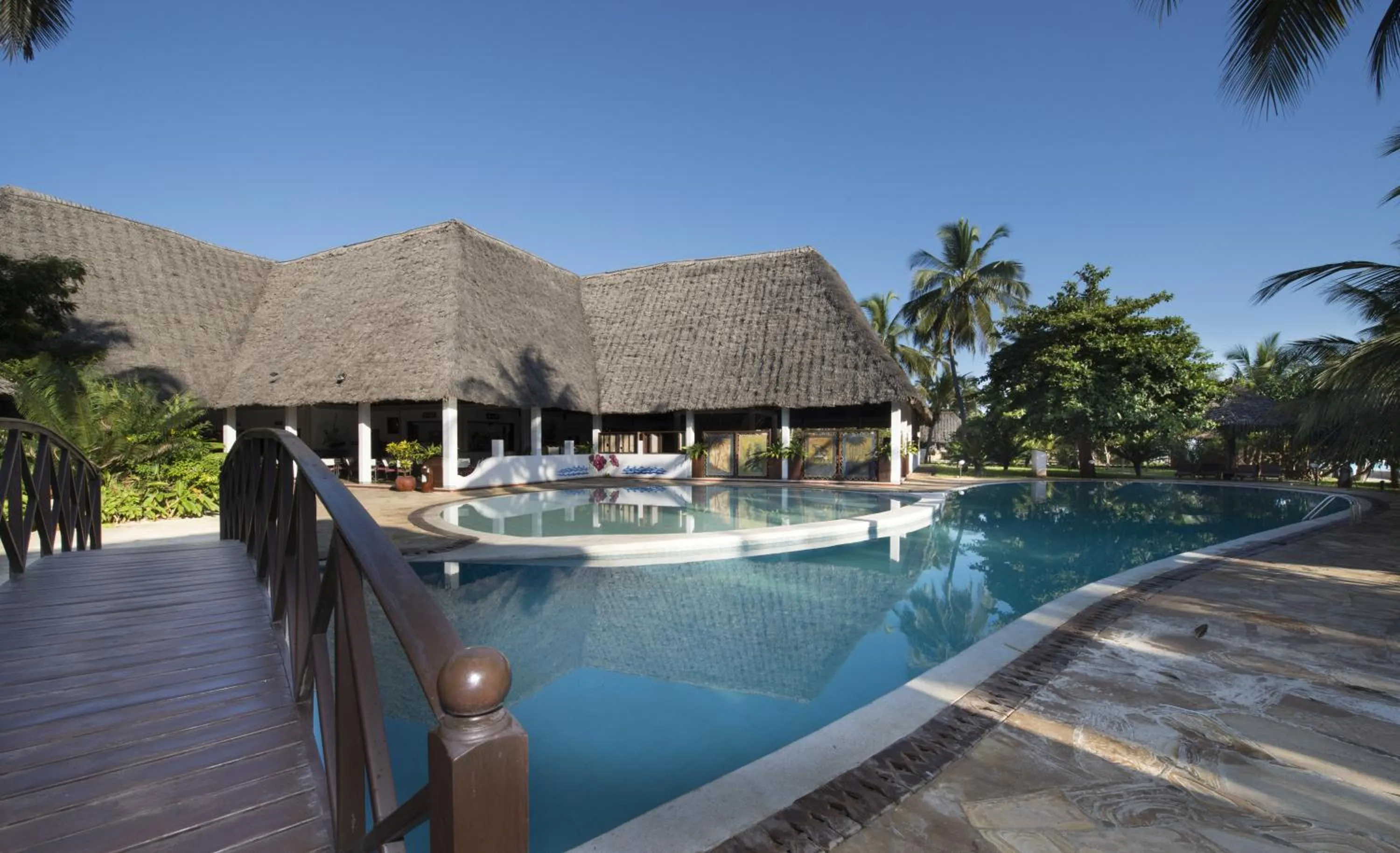 Swimming pool in Uroa Bay Beach Resort