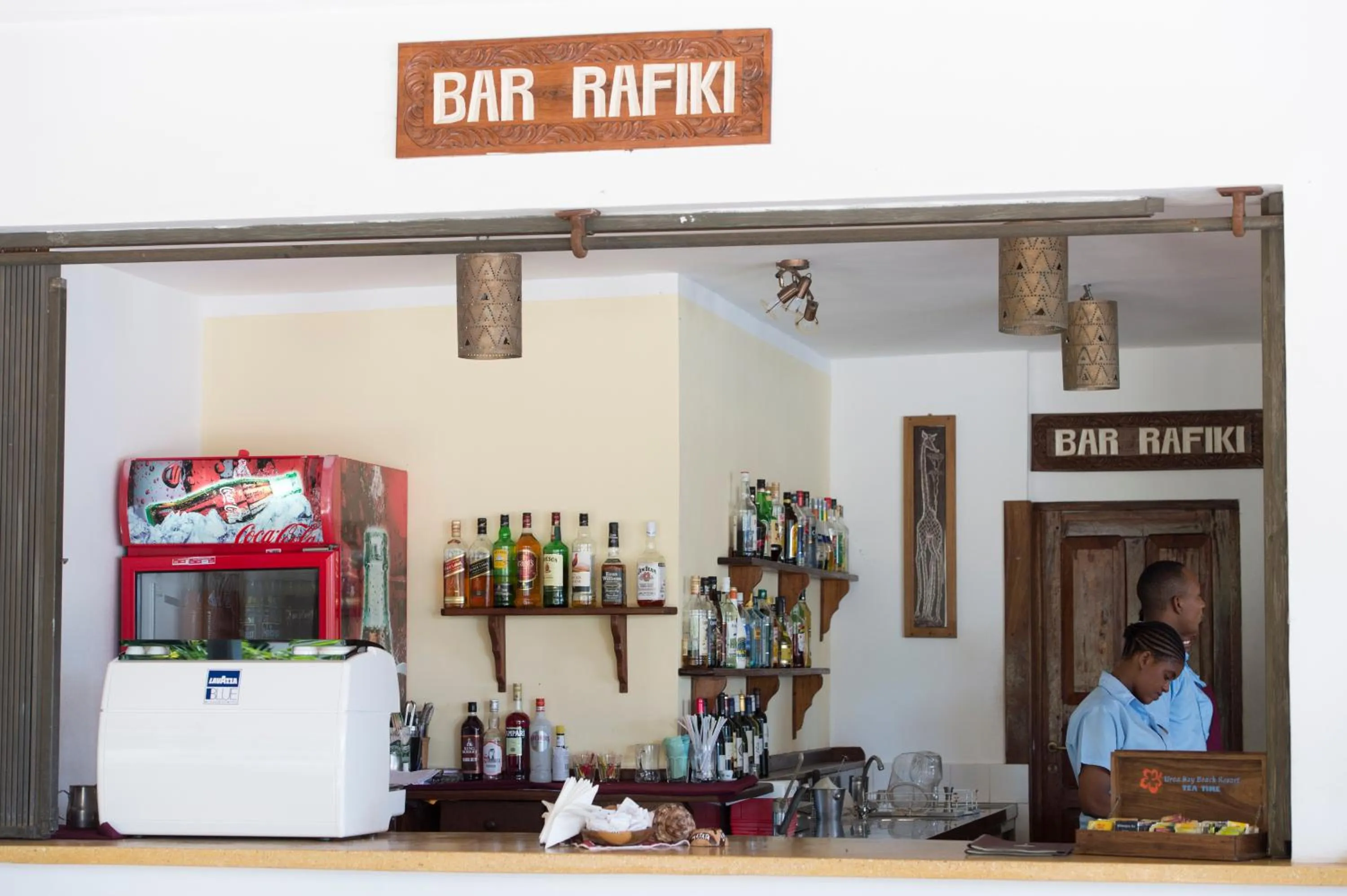 Lounge or bar in Uroa Bay Beach Resort