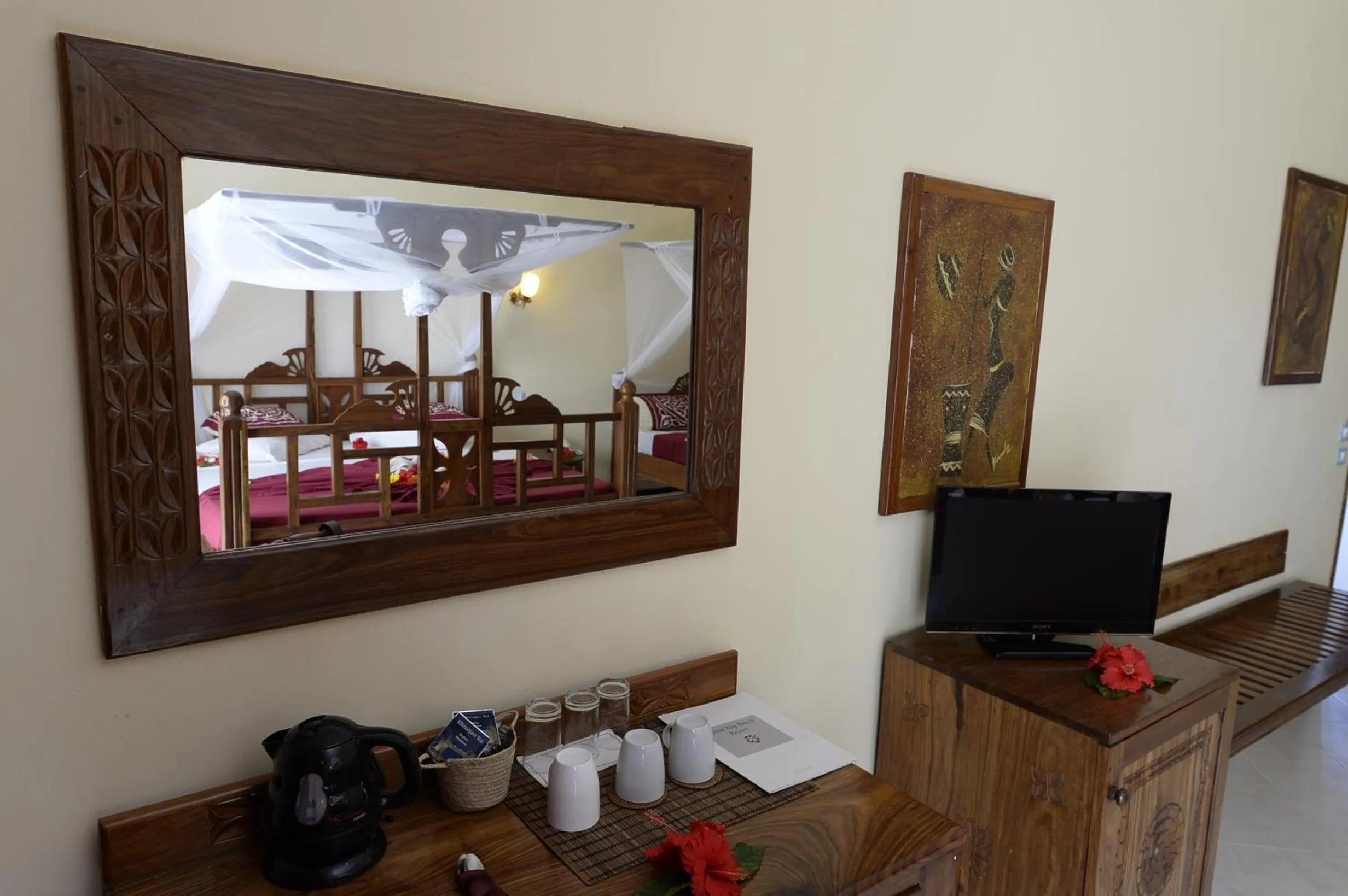 TV and multimedia in Uroa Bay Beach Resort