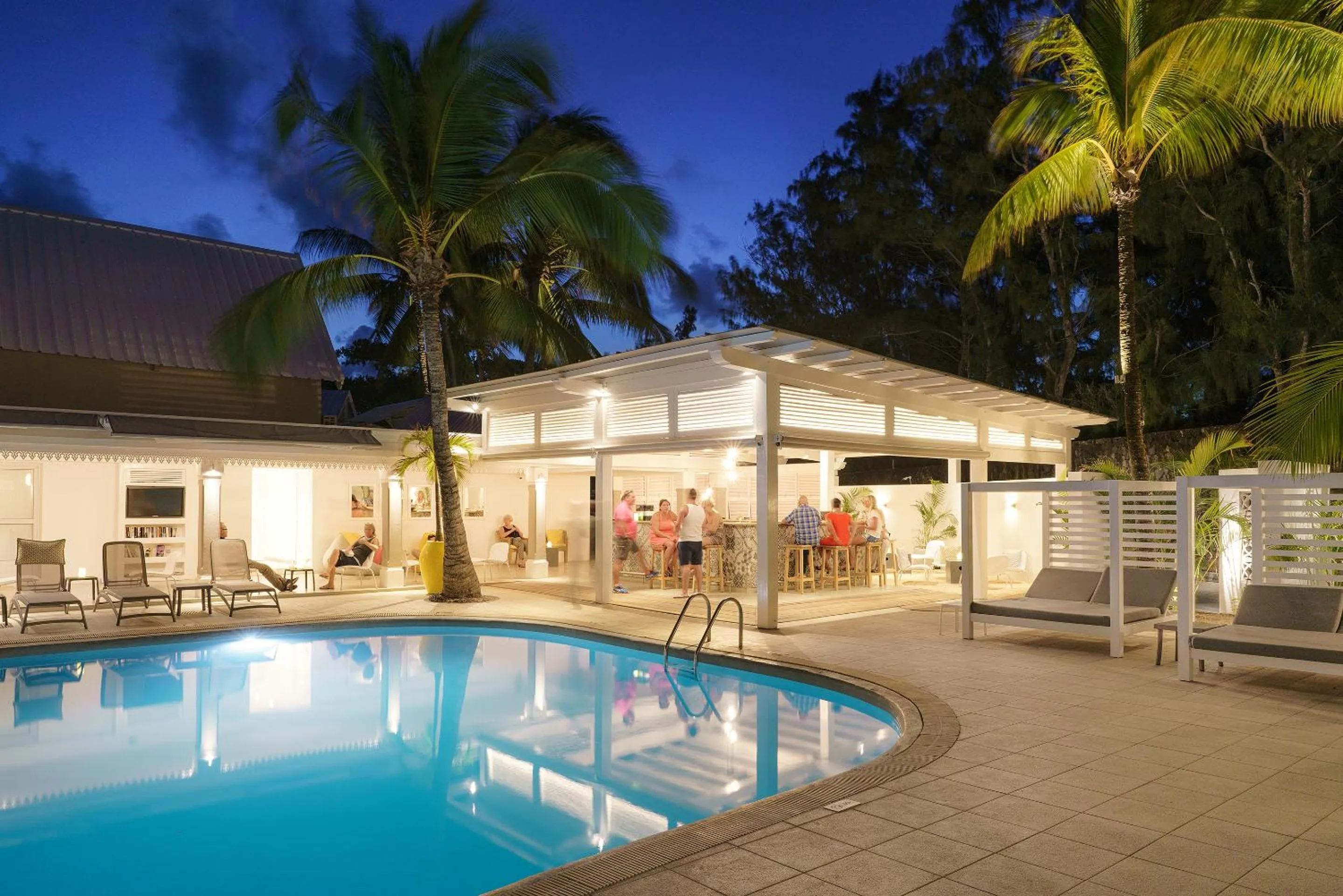 Swimming pool in Tropical Attitude (Adults Only)