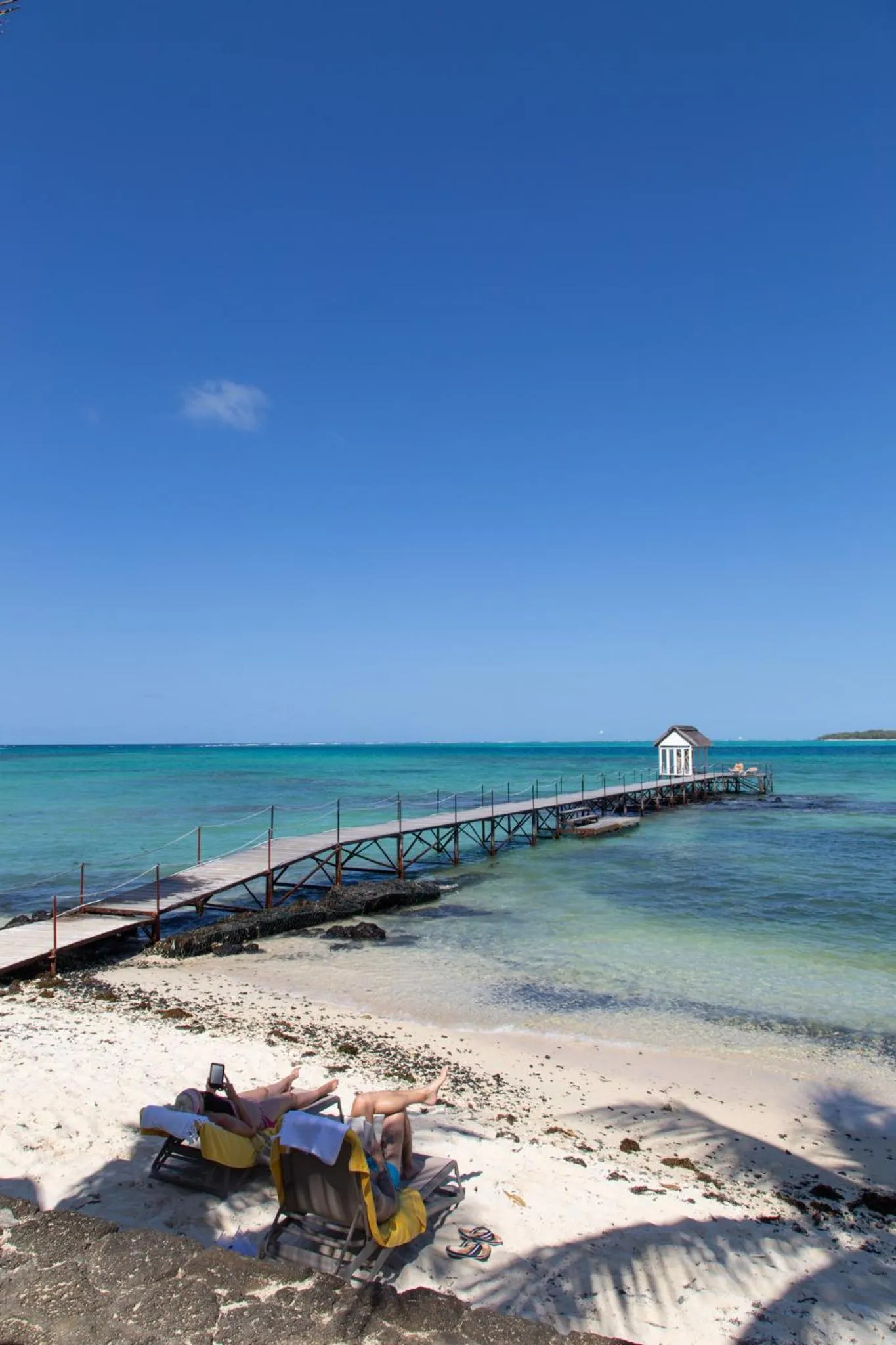 Beach in Tropical Attitude (Adults Only)