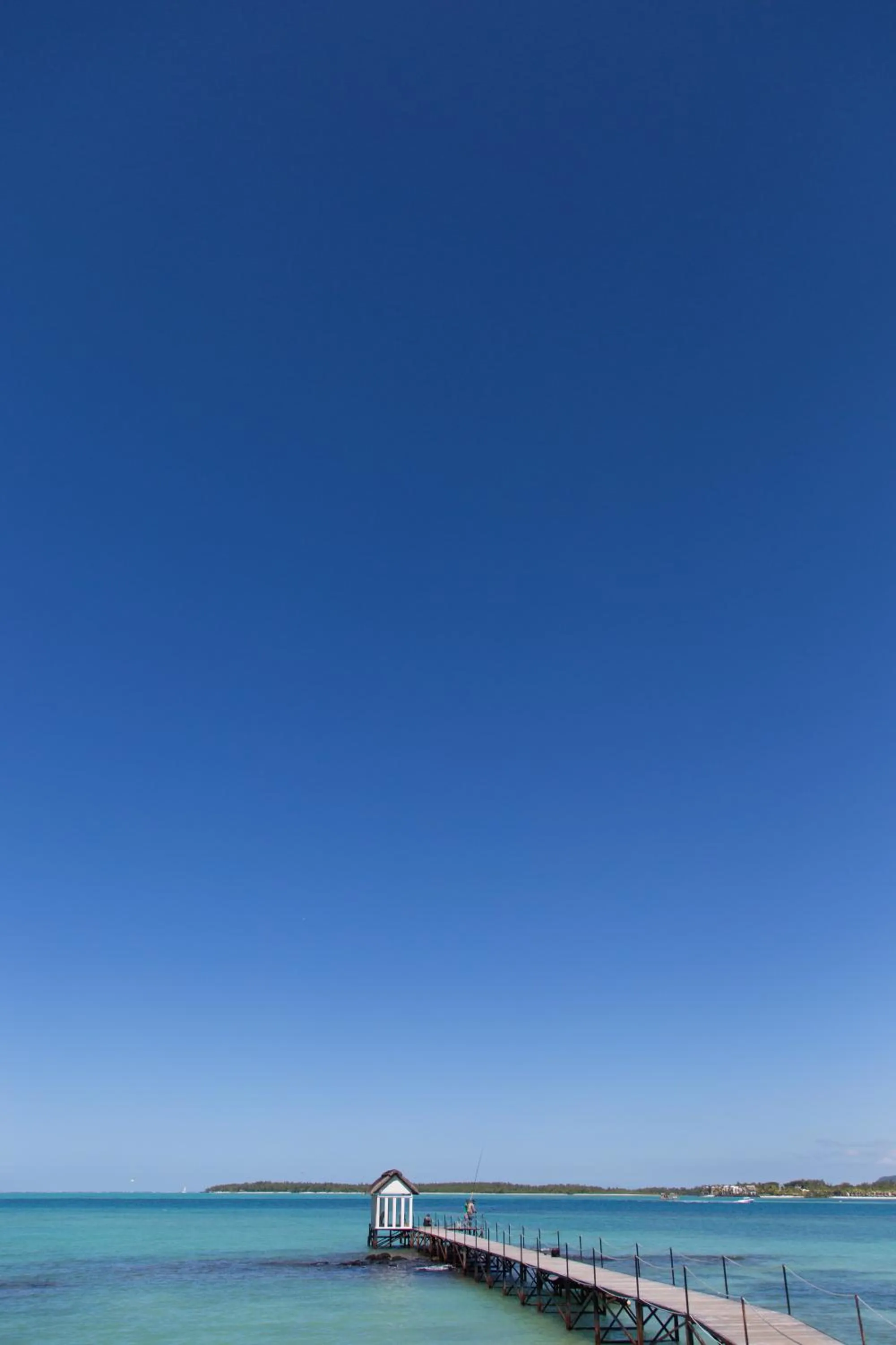 Beach in Tropical Attitude (Adults Only)