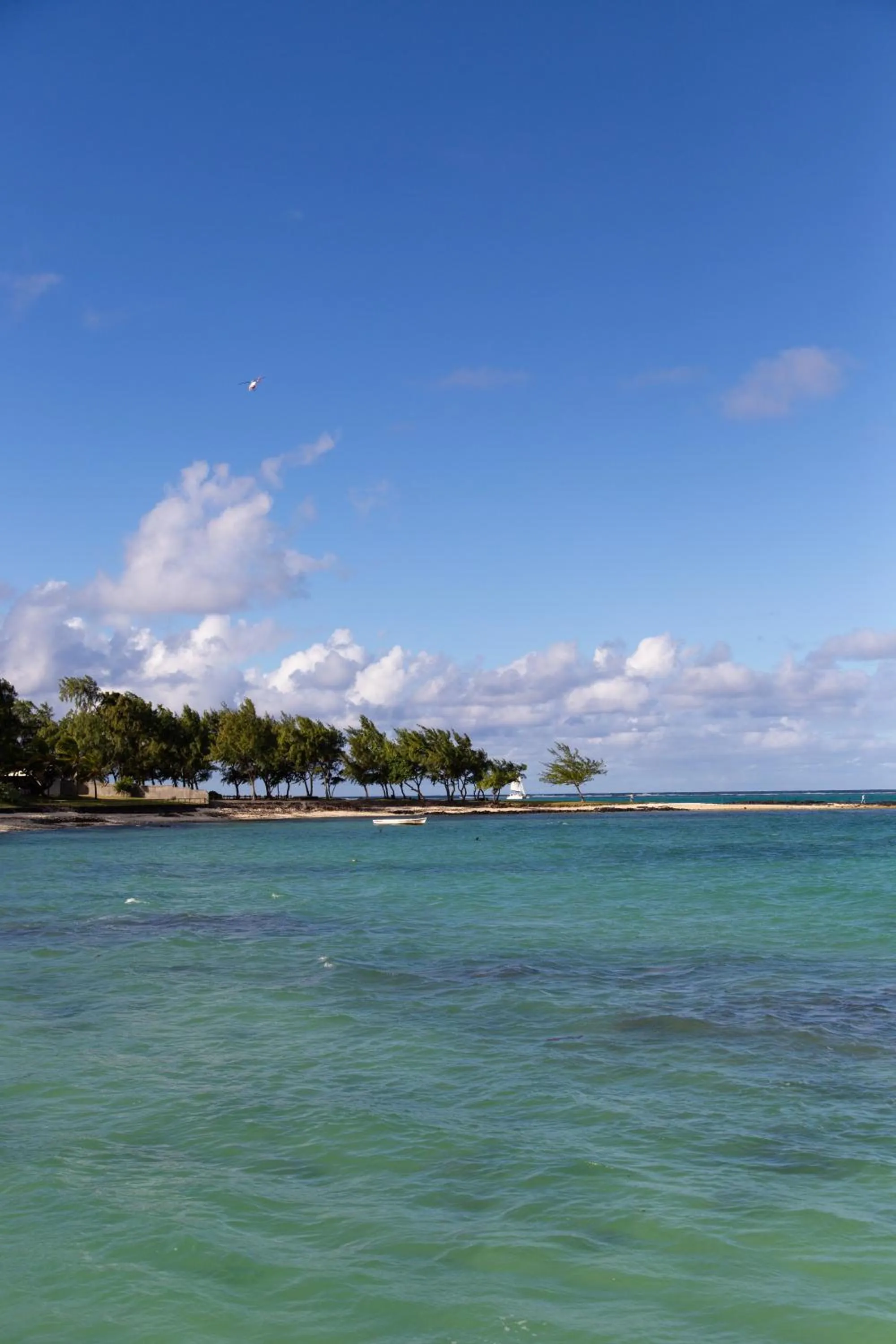 Beach in Tropical Attitude (Adults Only)