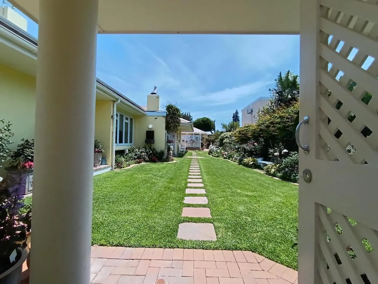 Facade/entrance in On the Bay