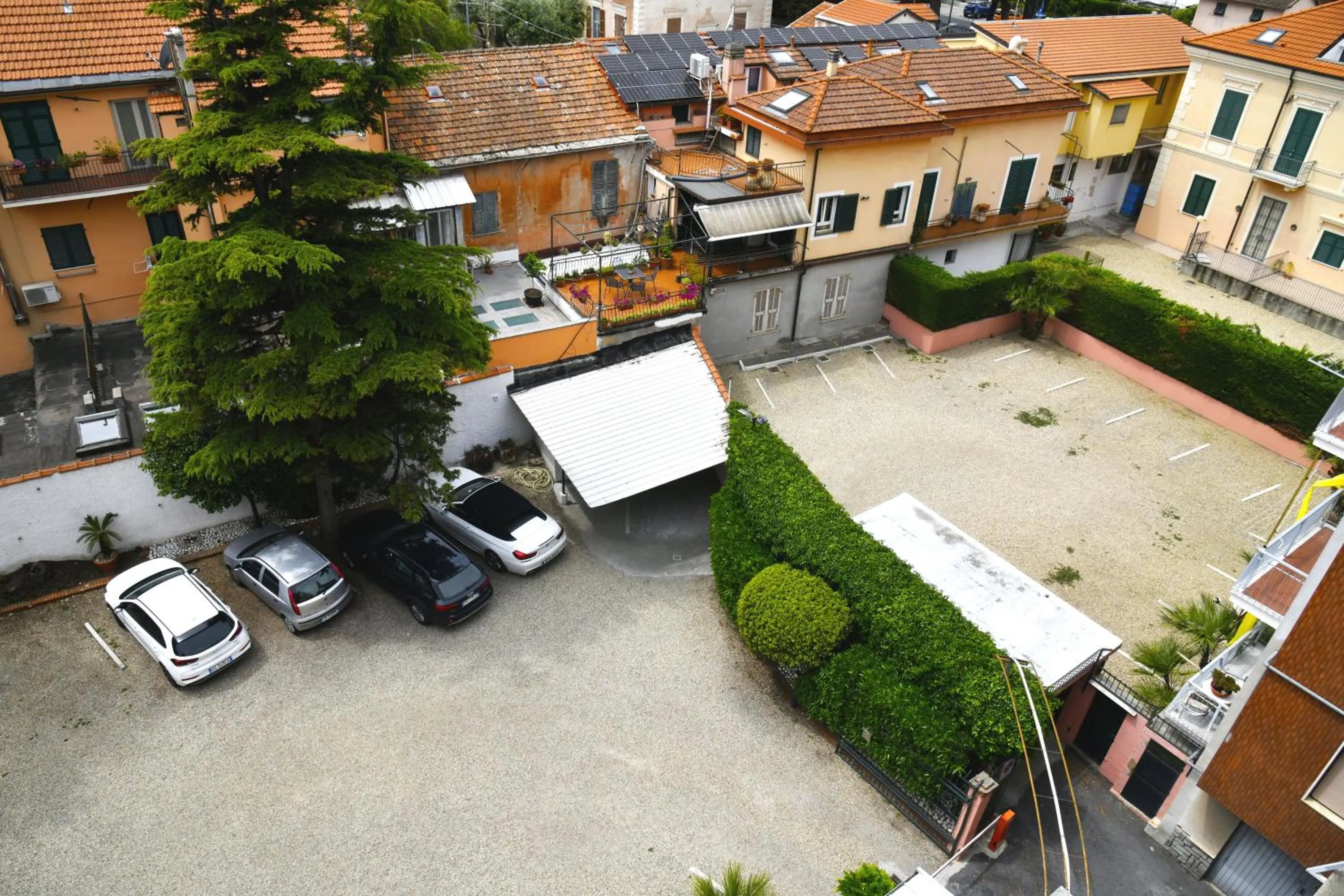 Parking in Hotel & Apartments Sasso