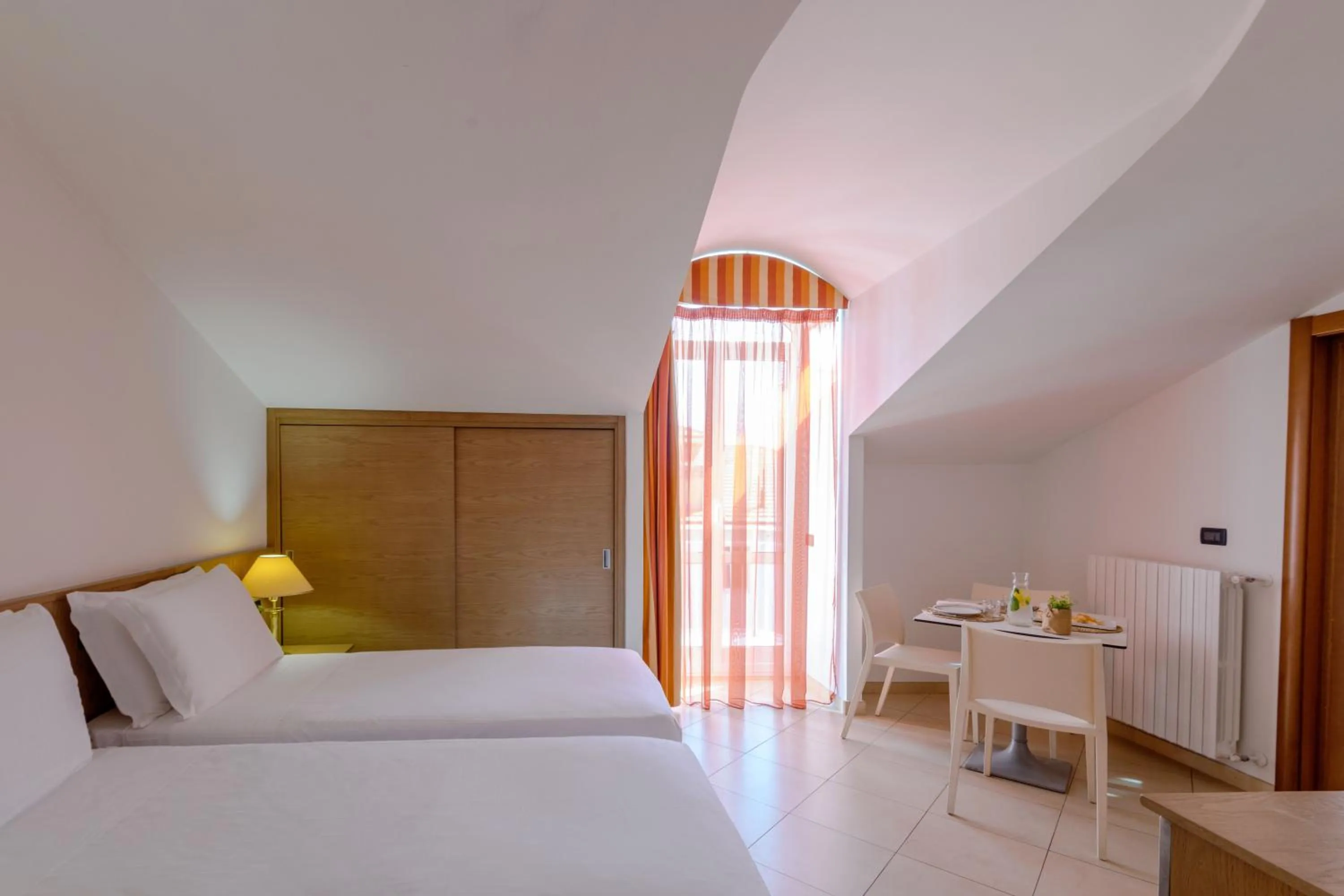 Bedroom, Bed in Hotel & Apartments Sasso