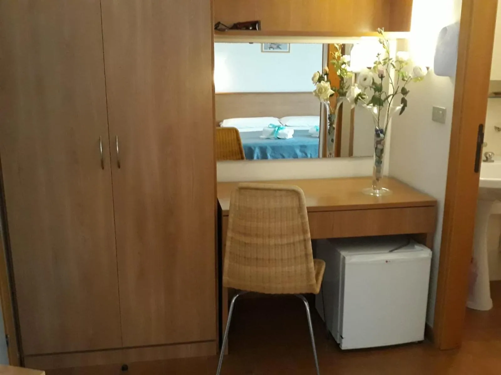 Bedroom in Hotel Leuco'