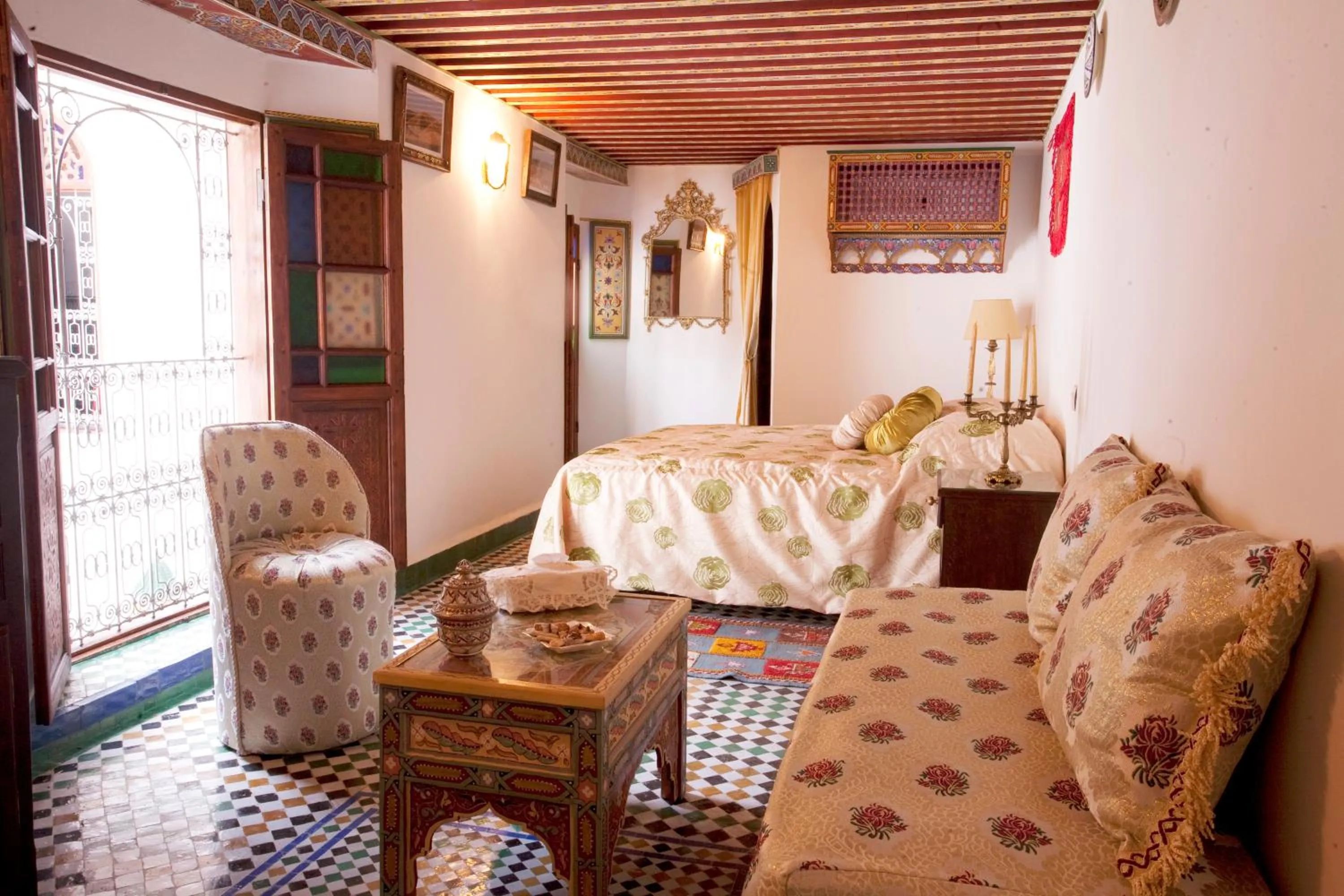 Photo of the whole room in Riad Fes Kettani