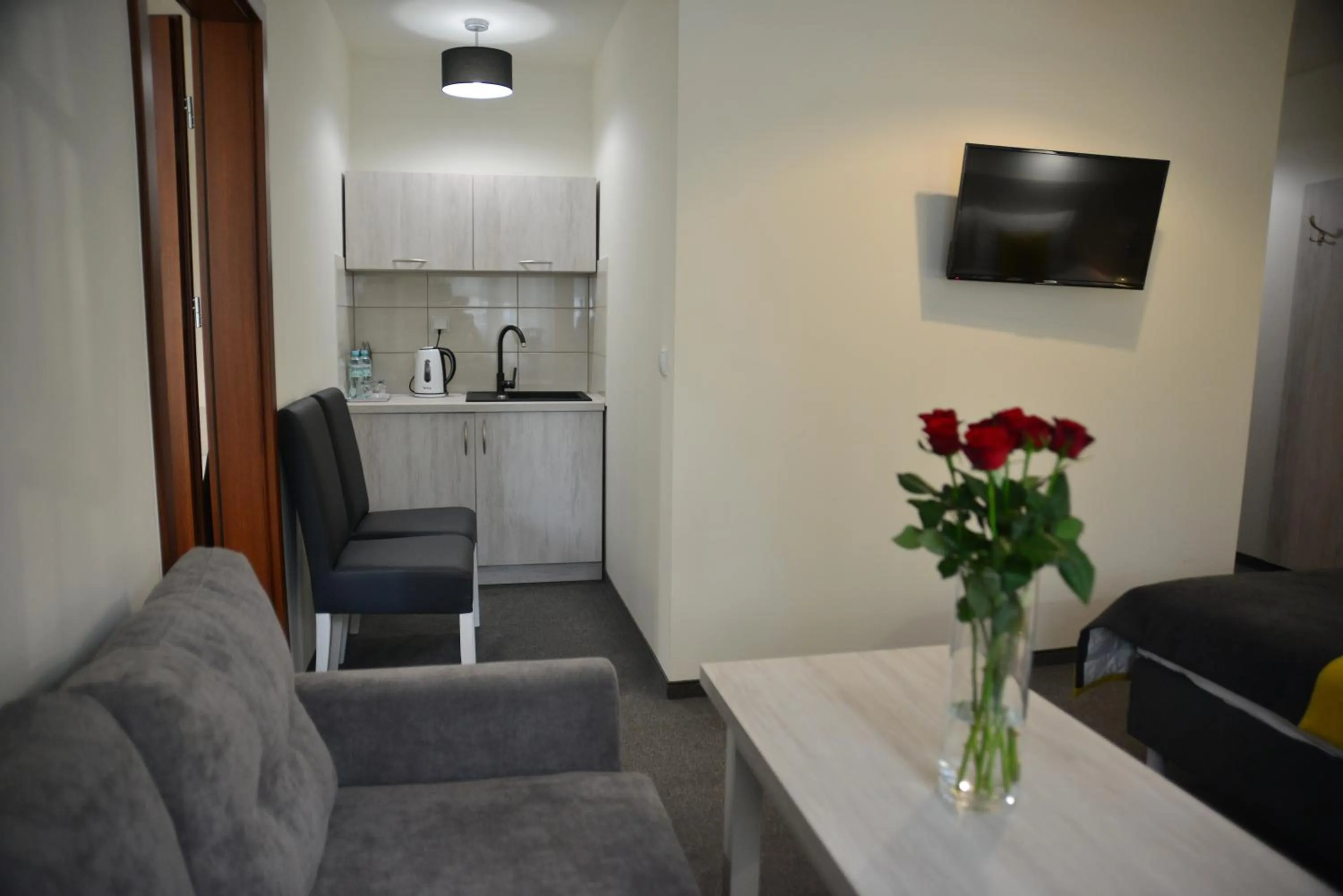 TV and multimedia in Centrum Restauracyjno-Hotelowe Florres