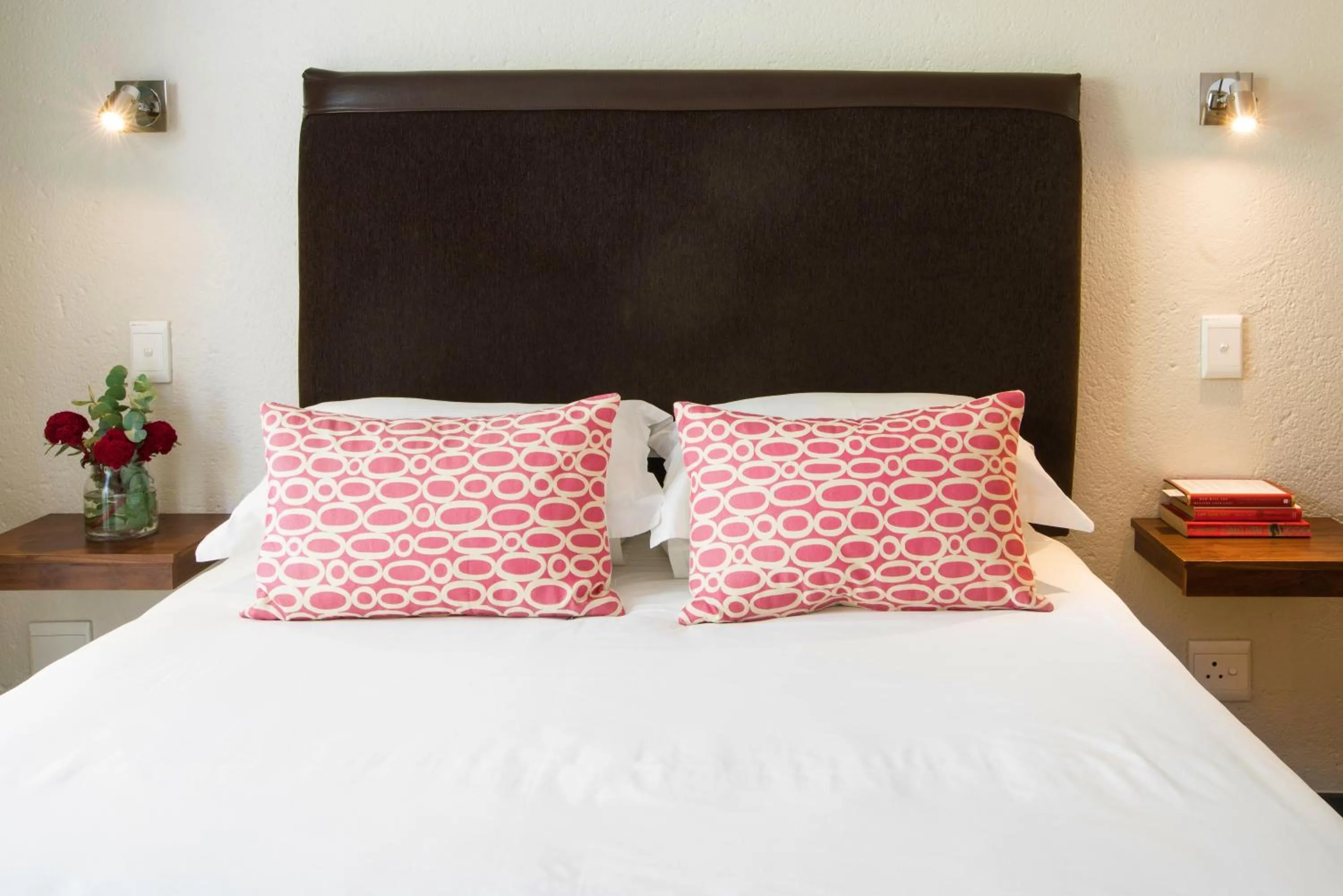 Bed in Sandton Slippers