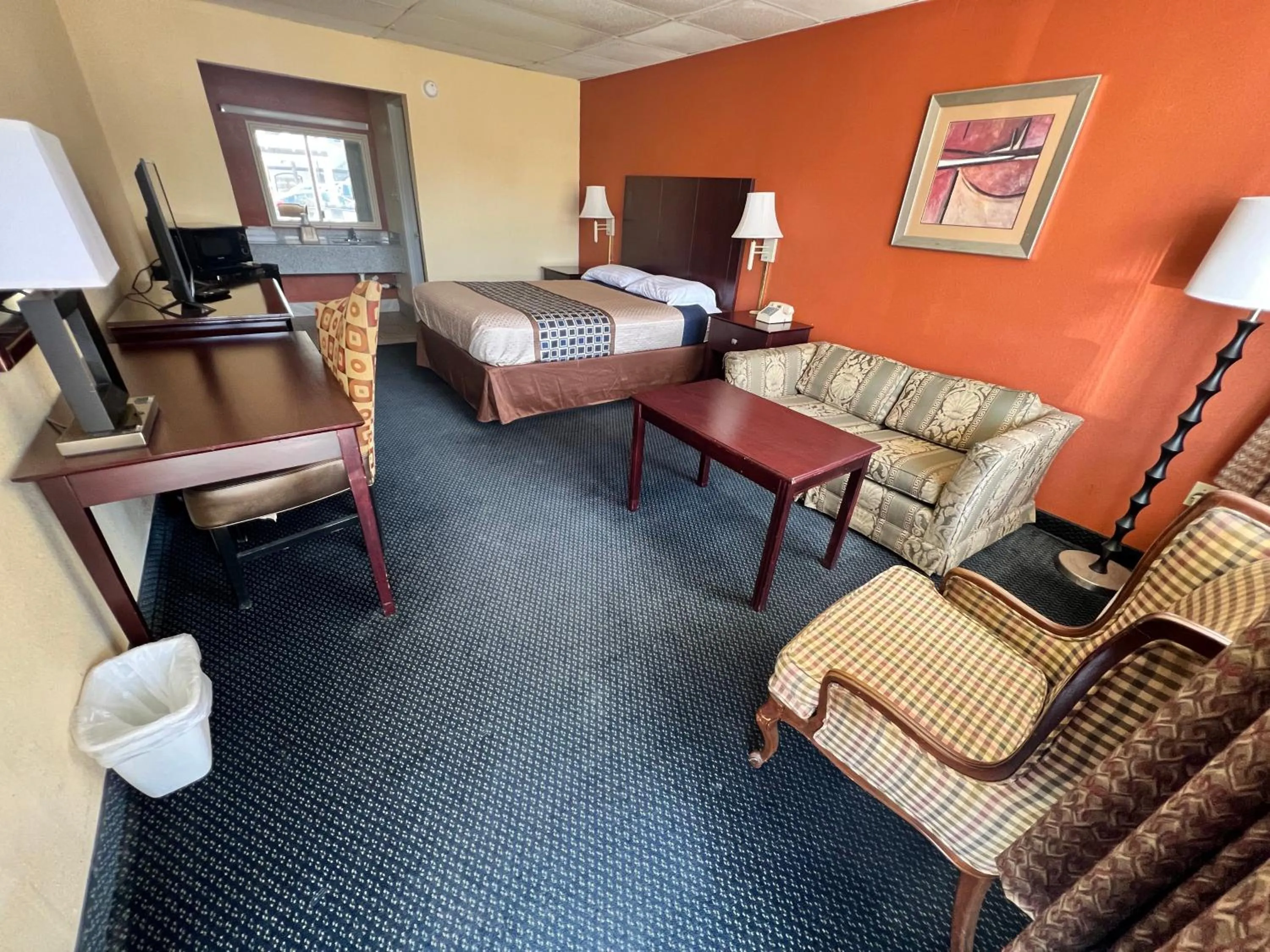 Bed in Executive Inn Texarkana