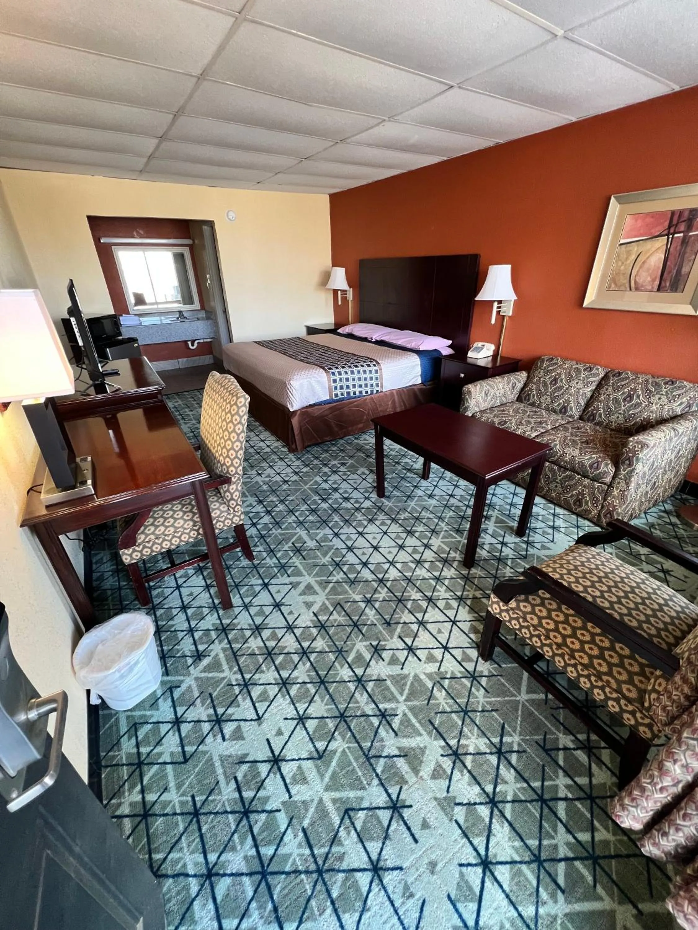 Bed in Executive Inn Texarkana