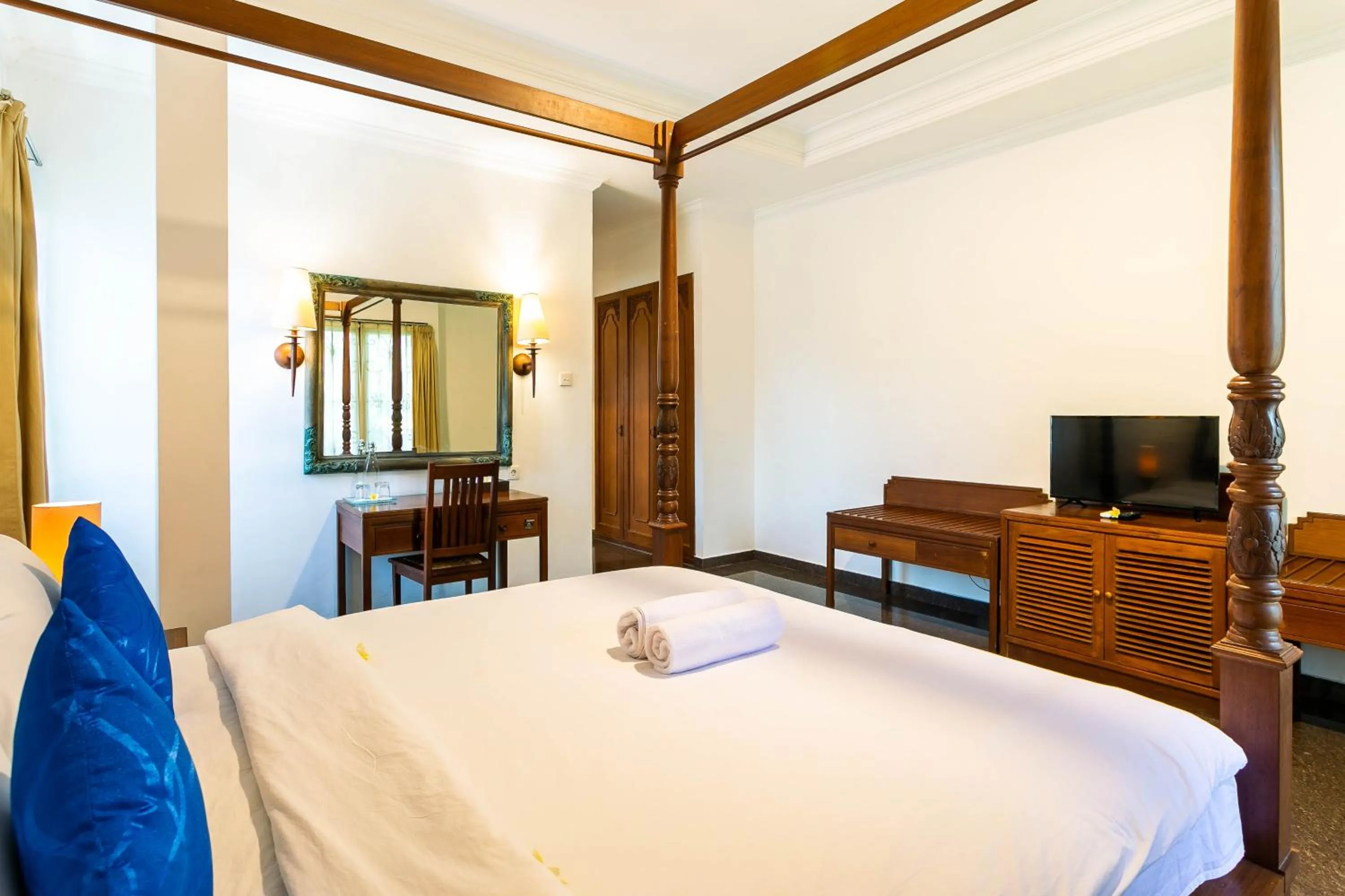 Bed in Starloka Saba Bali Hotel