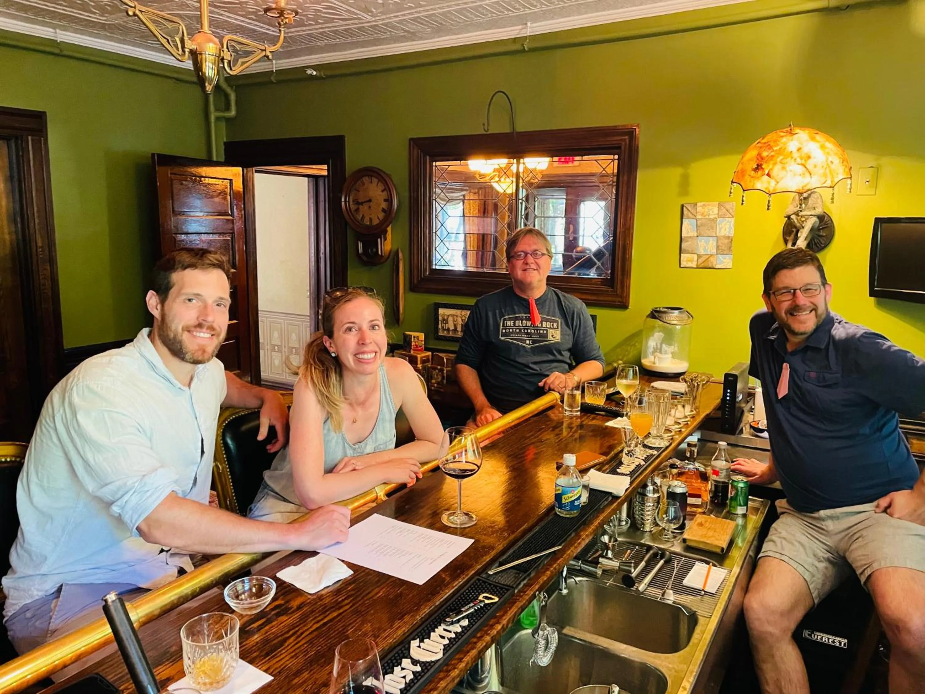 Drinks in The Village Inn of Woodstock