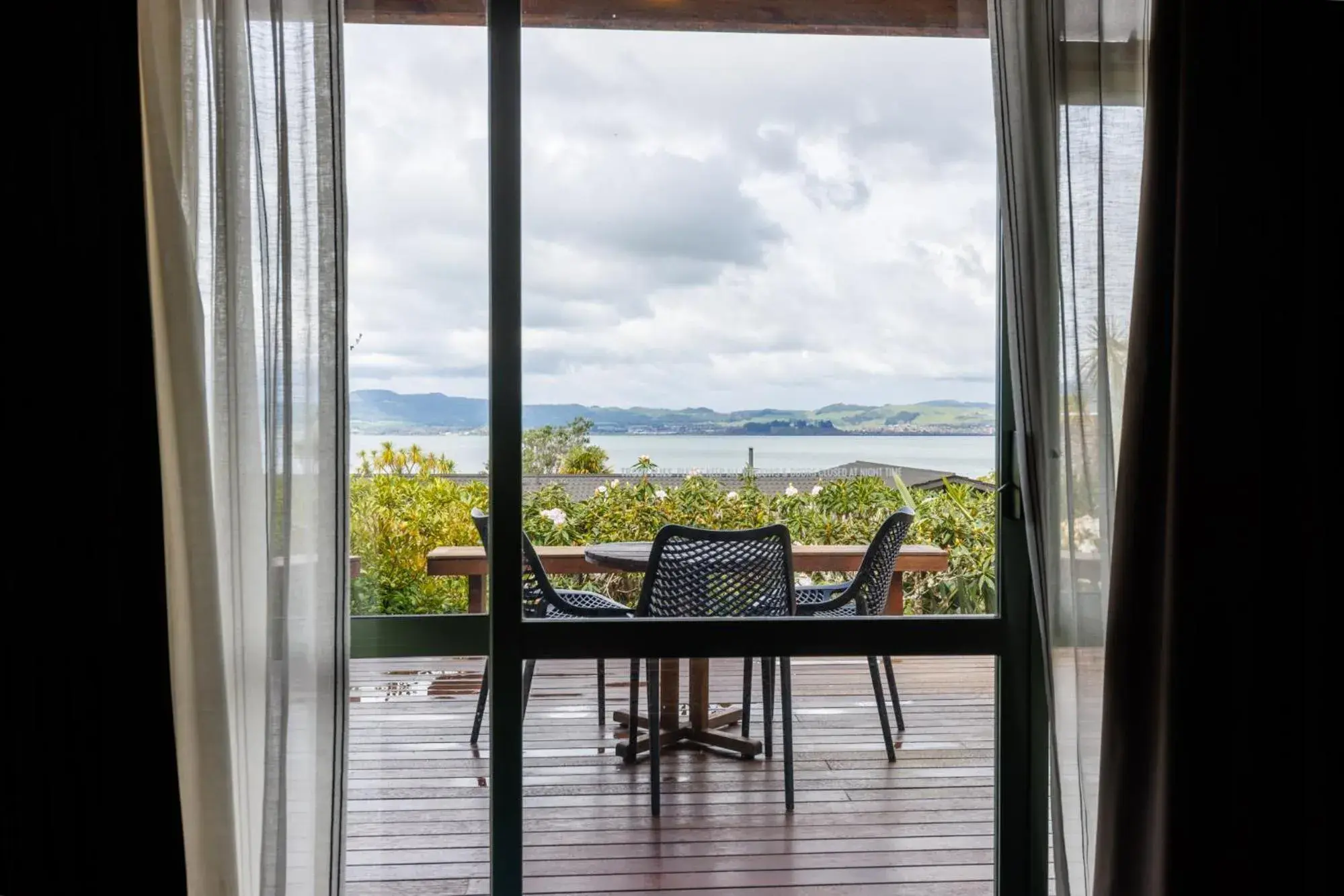 Suite with Lake View in Koura Lodge Suite with Lake View in Koura Lodge