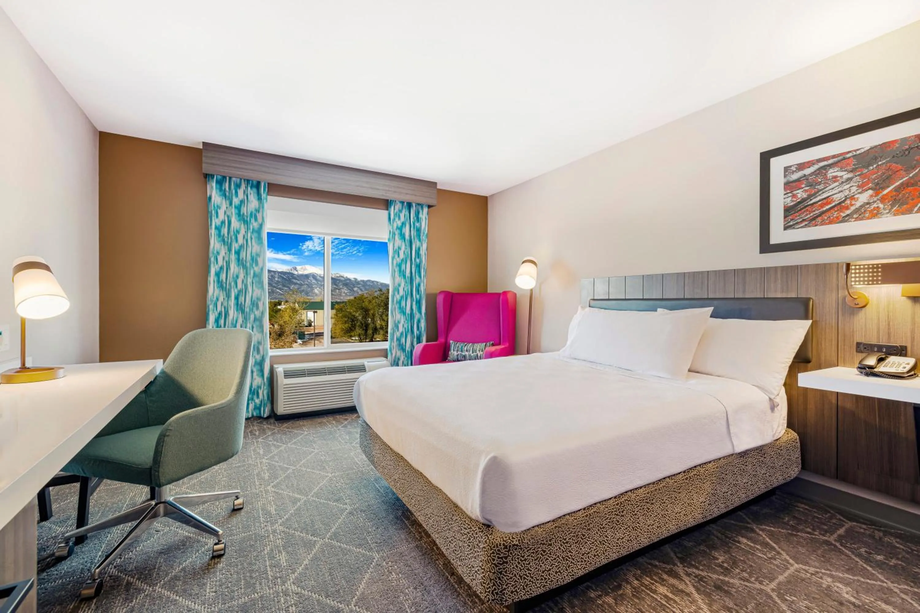 Bedroom, Bed in Hilton Garden Inn Colorado Springs Airport