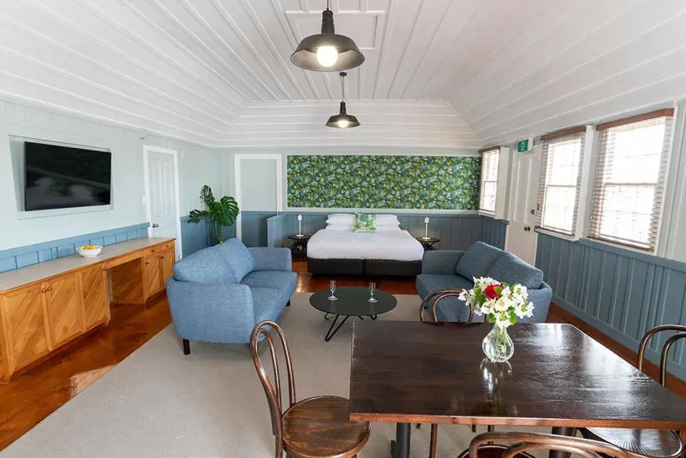 Superior Suite with Sea View in The Old Oak Boutique Hotel Superior Suite with Sea View in The Old Oak Boutique Hotel