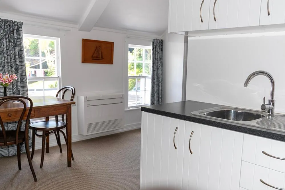 The Old Oak Boutique Hotel