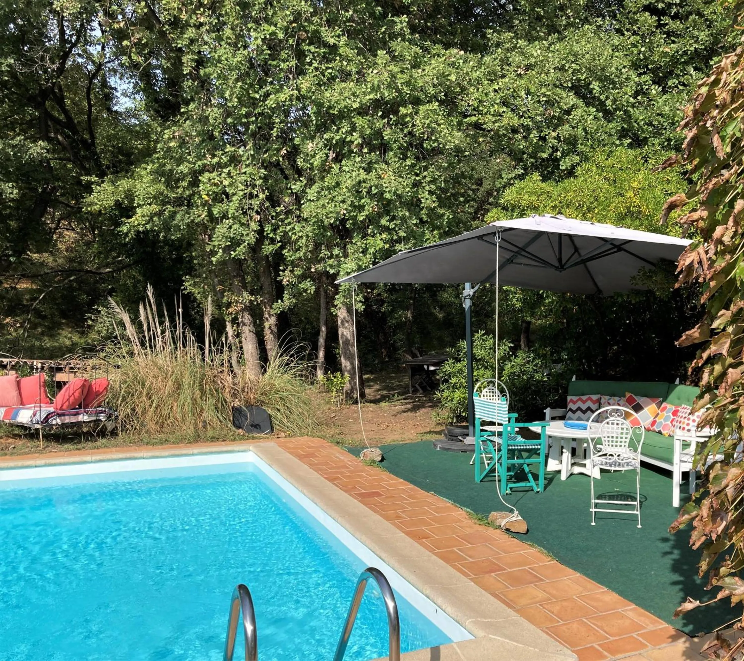 Pool view in Villa Fontane Provence