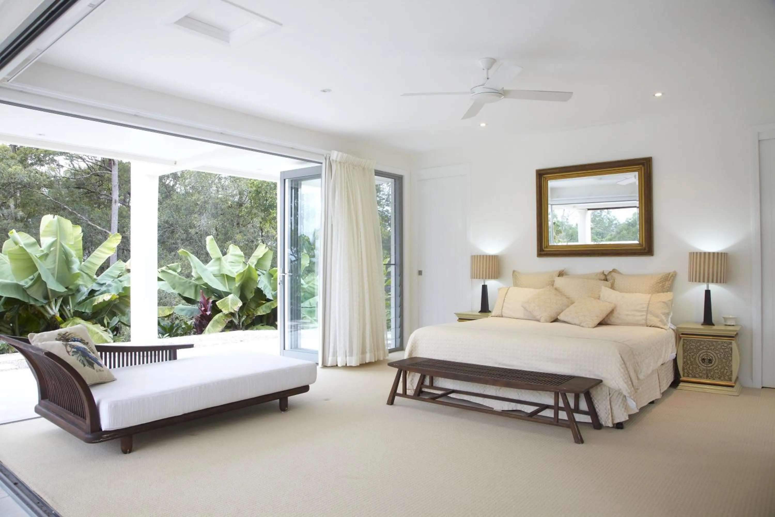 Bedroom, Bed in Alaya Verde Bed & Breakfast