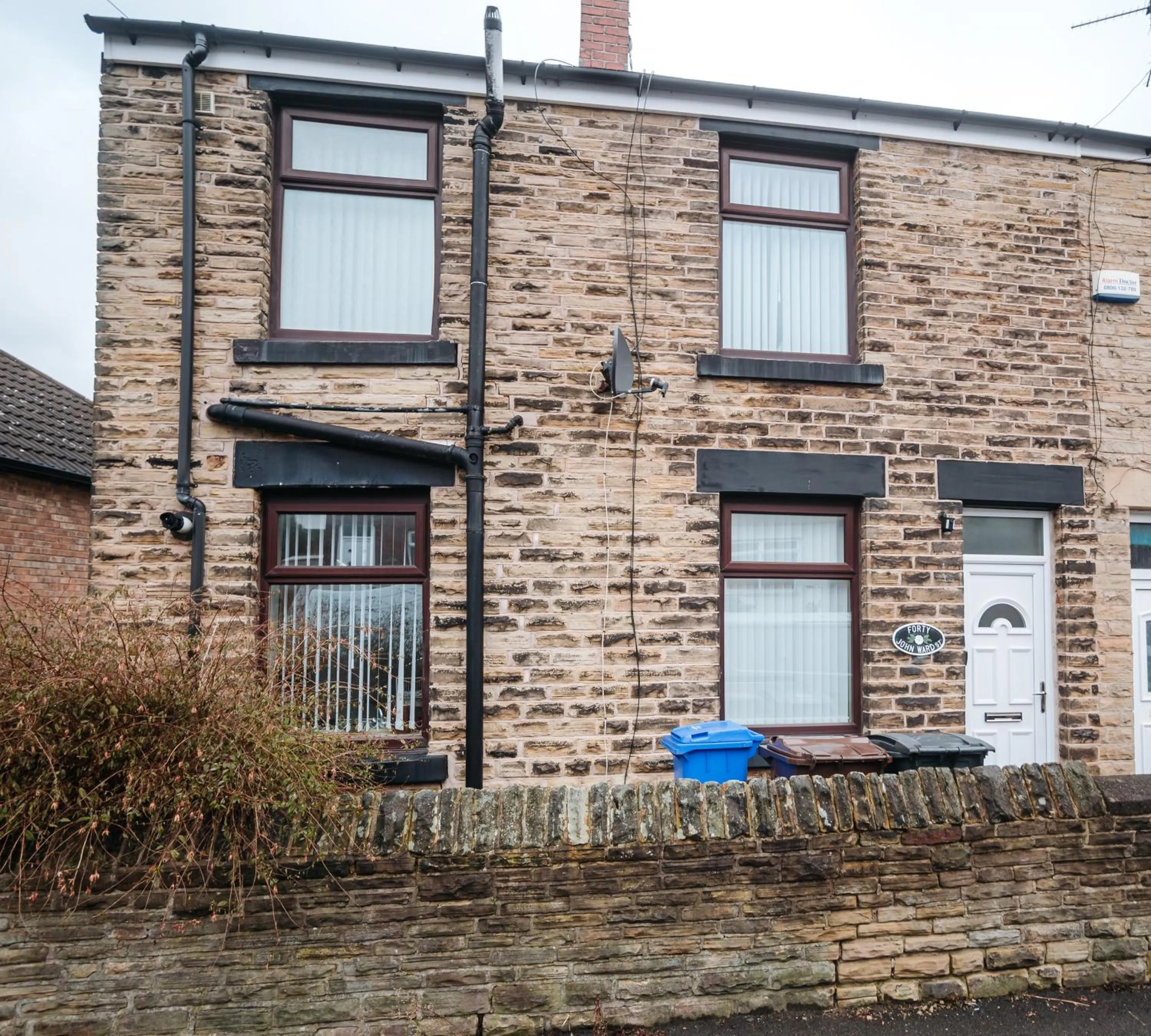 Property building in Woodhouse Lodge