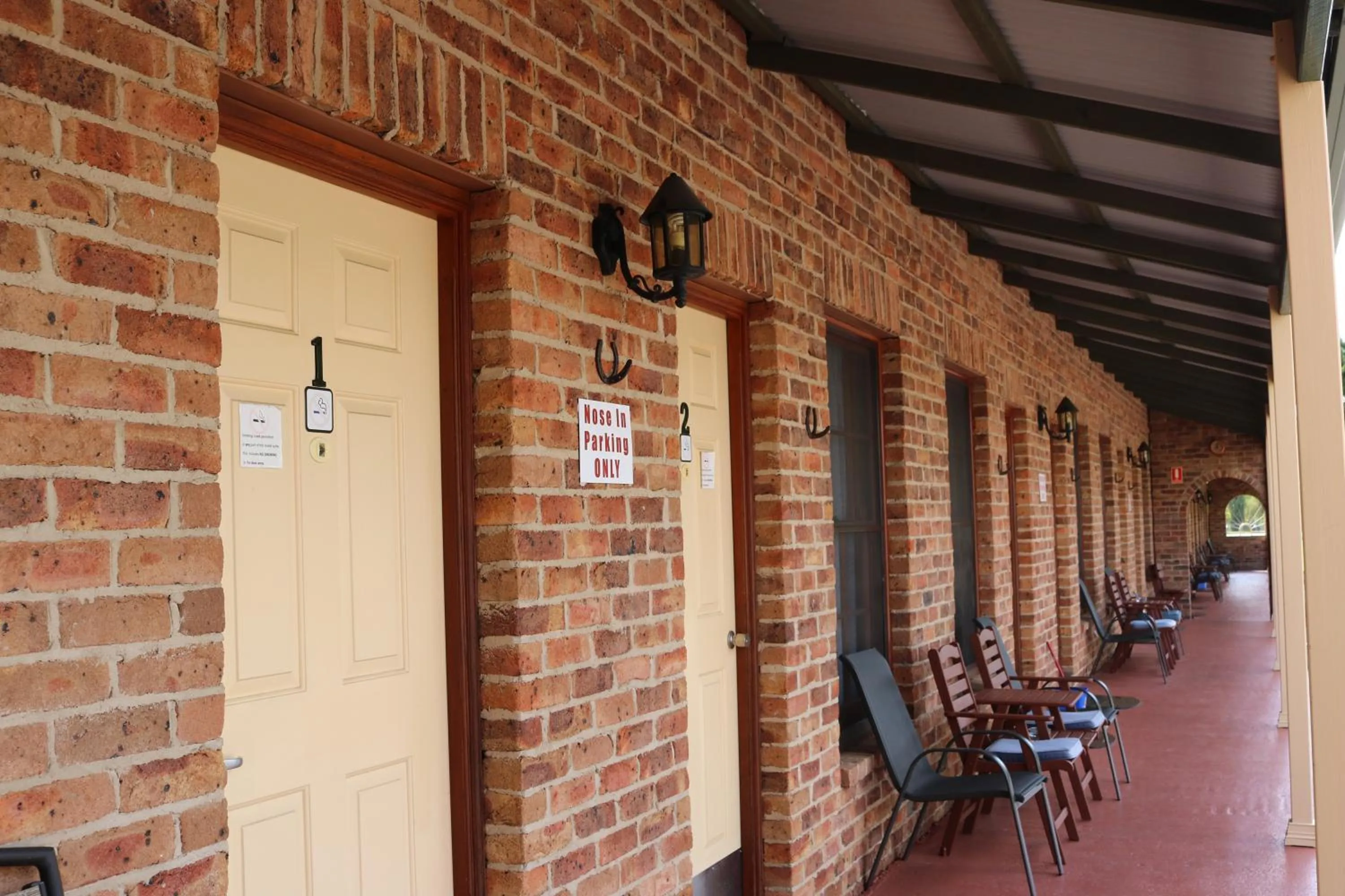 Facade/entrance in Sandstock Motor Inn Armidale