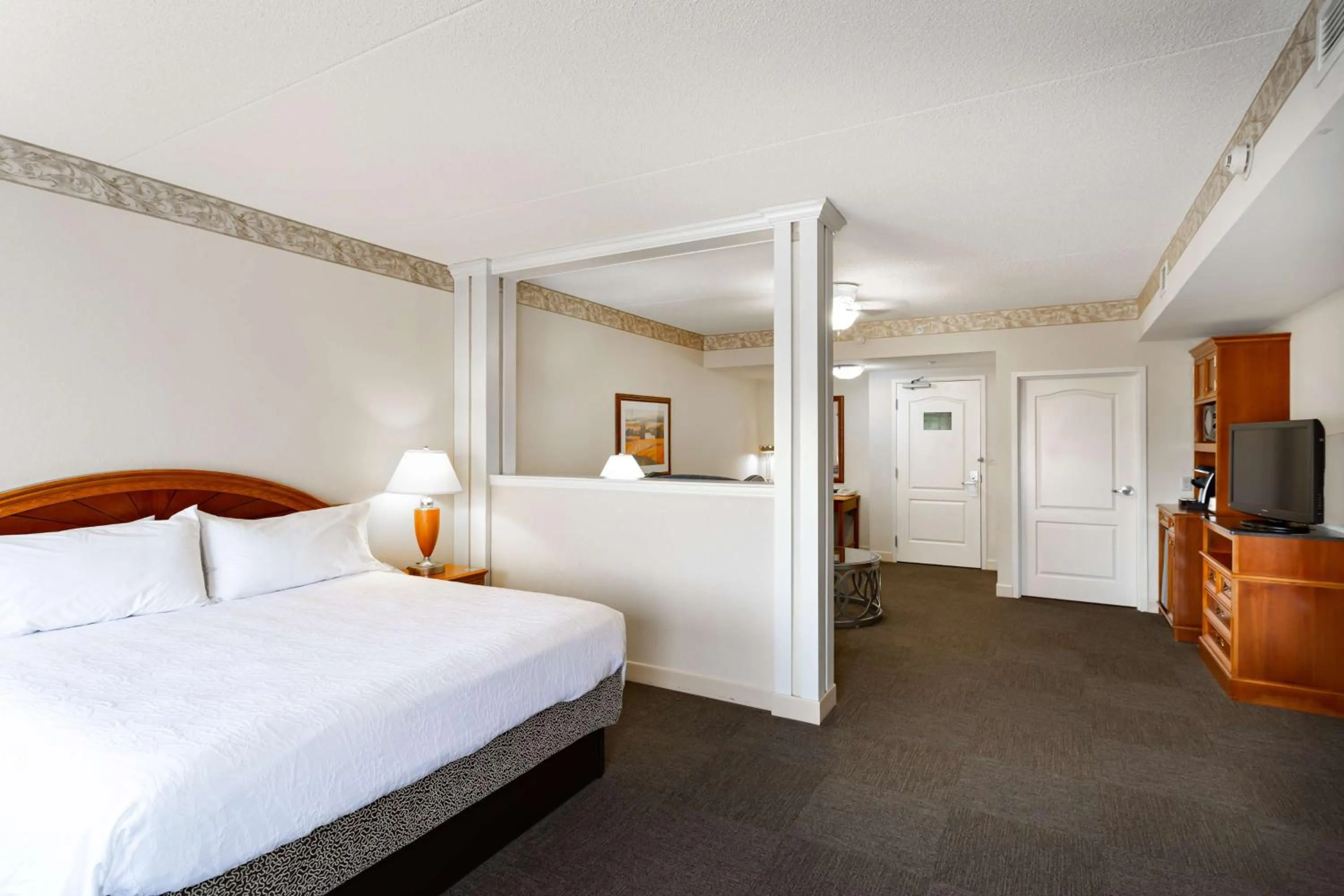 Bed in Hilton Garden Inn Wooster