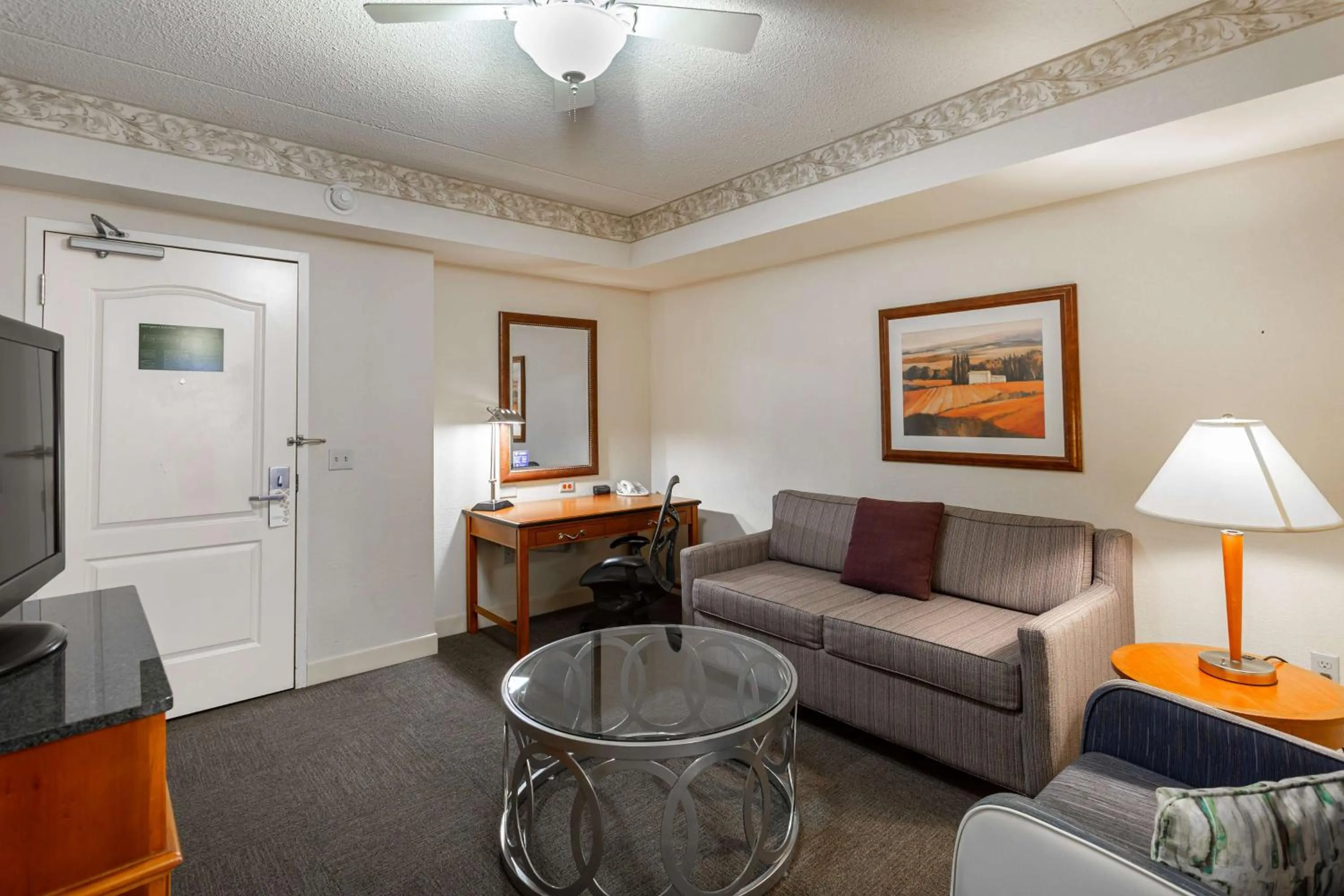 Living room in Hilton Garden Inn Wooster