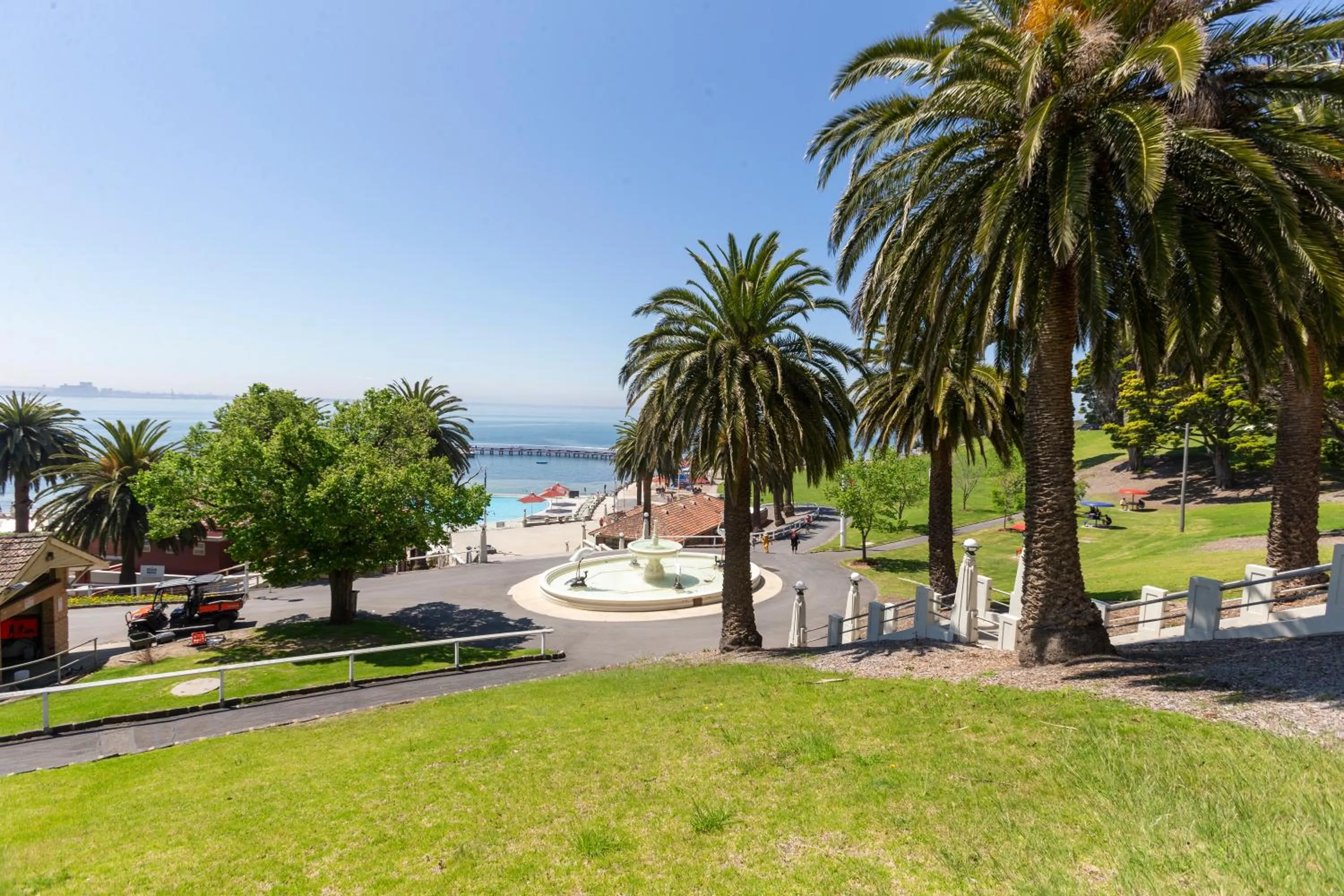 Beach in Oaks Vue Suites Geelong