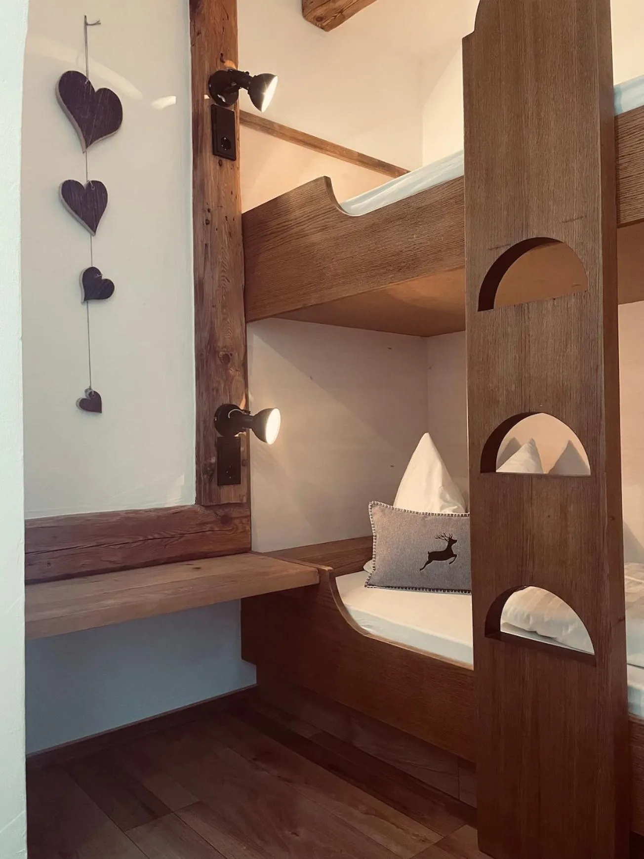 Bed in Pension Kreuzeck - Dein Glücksplatz am Lech