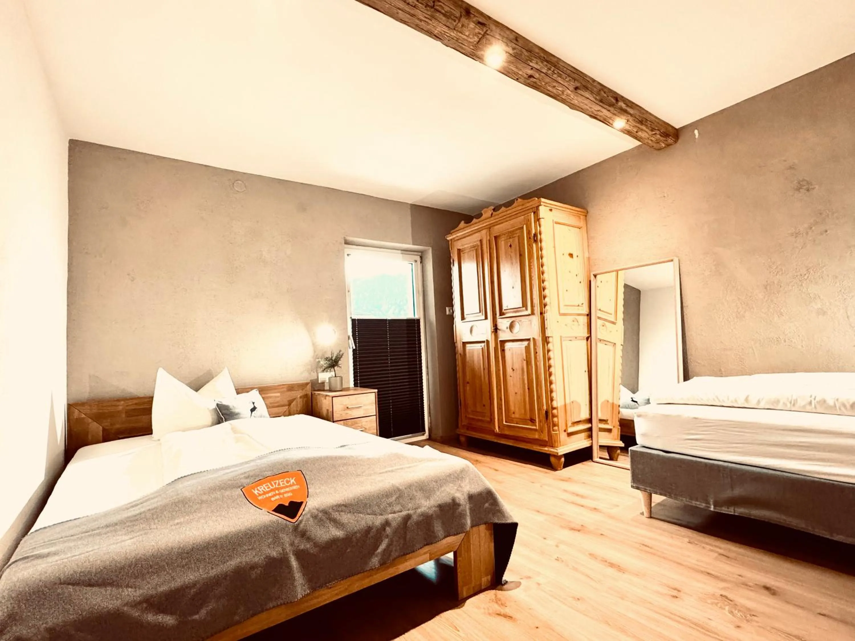 Bed in Pension Kreuzeck - Dein Glücksplatz am Lech