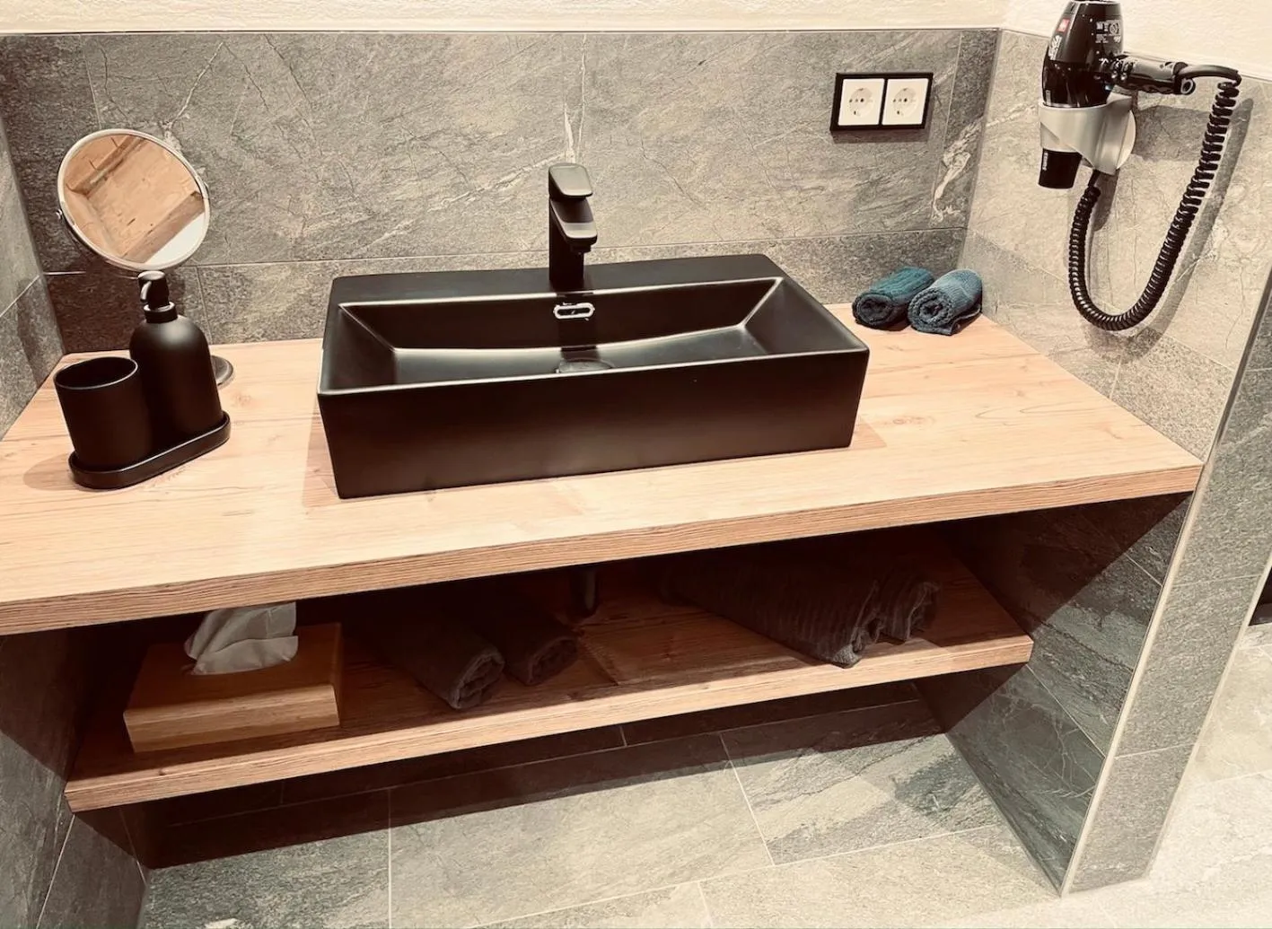 Pension Kreuzeck - Dein Glücksplatz am Lech