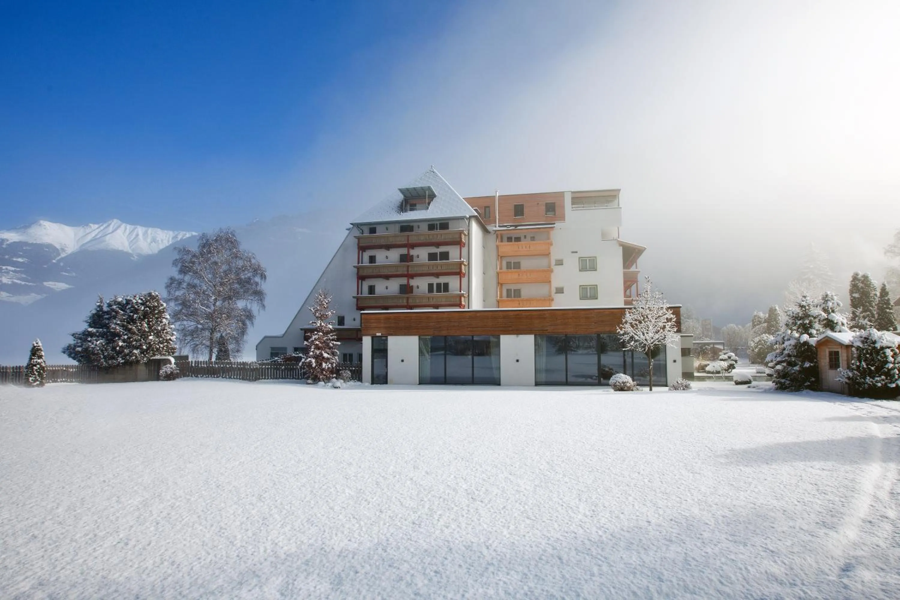 Property building in Hotel Truyenhof