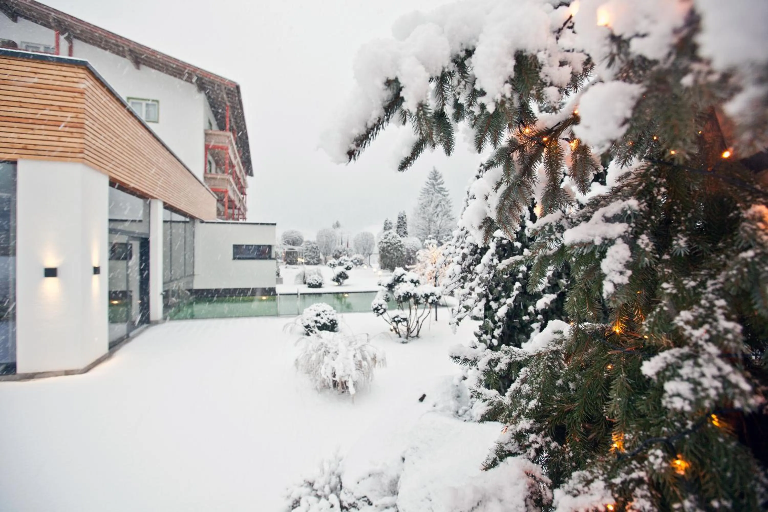 Property building in Hotel Truyenhof