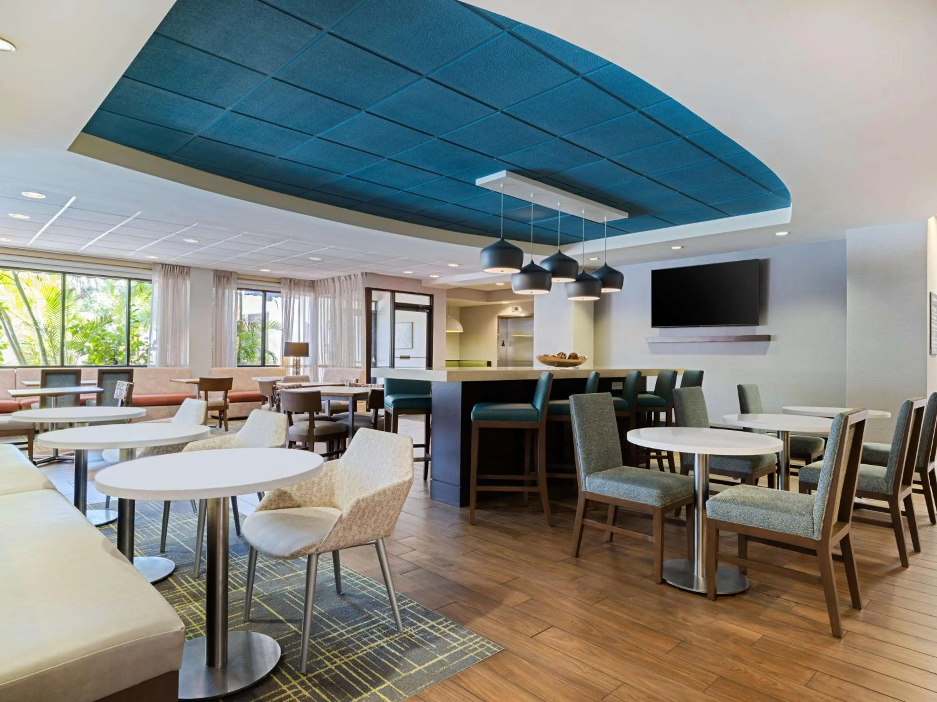 Lobby or reception in Hampton Inn Cocoa Beach