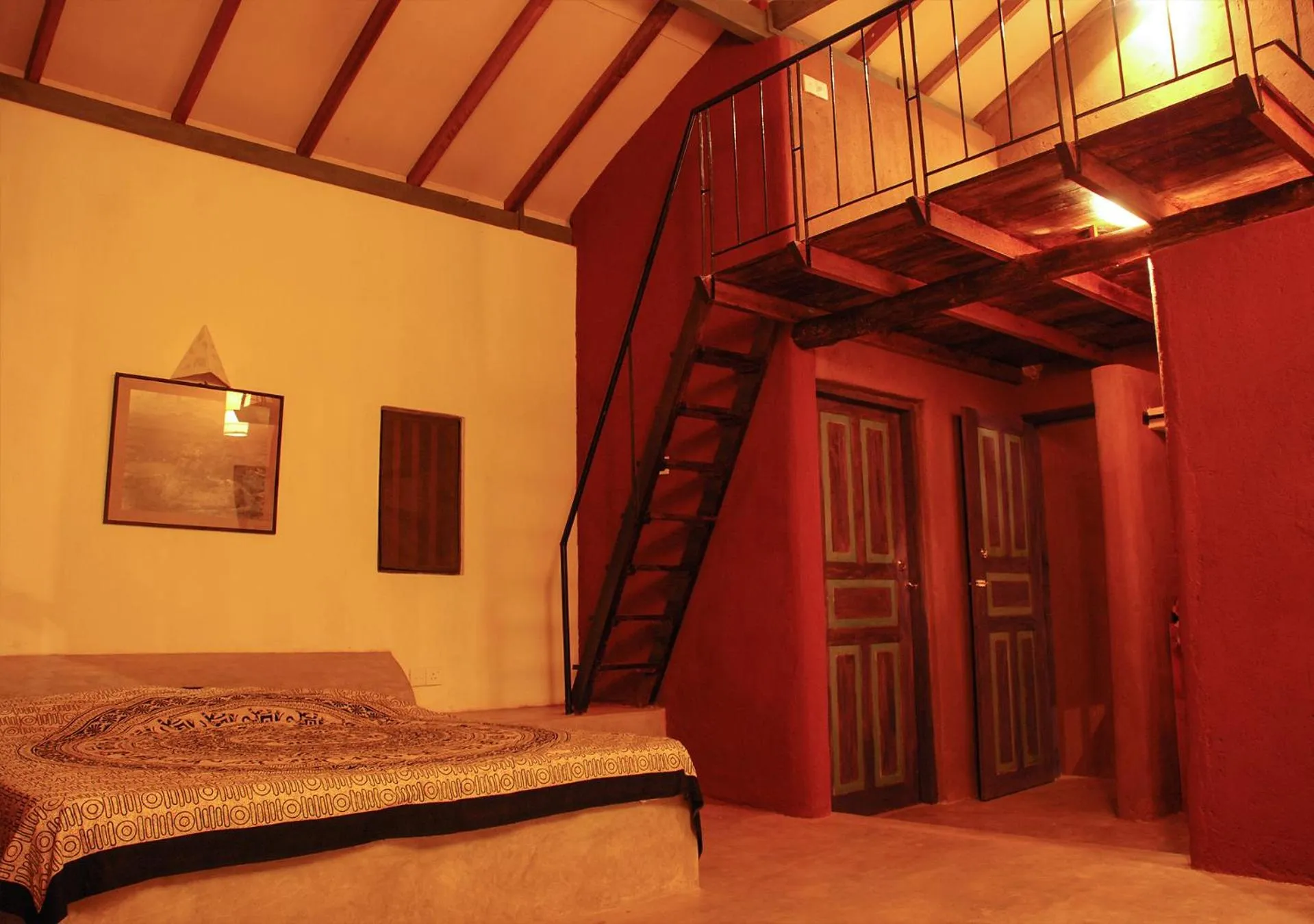 Bed in Back of Beyond - Pidurangala