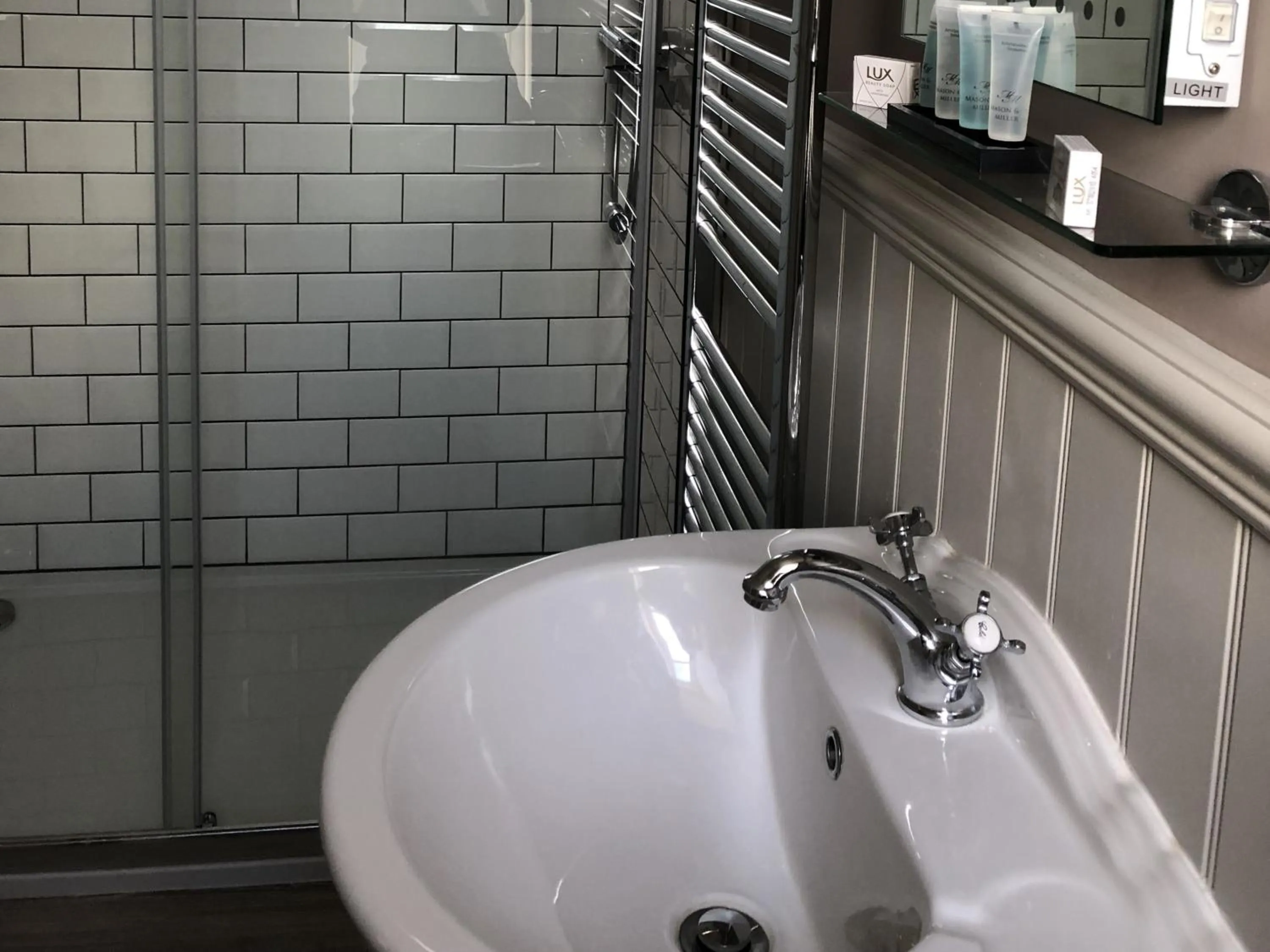 Bathroom in The Cornubia Inn