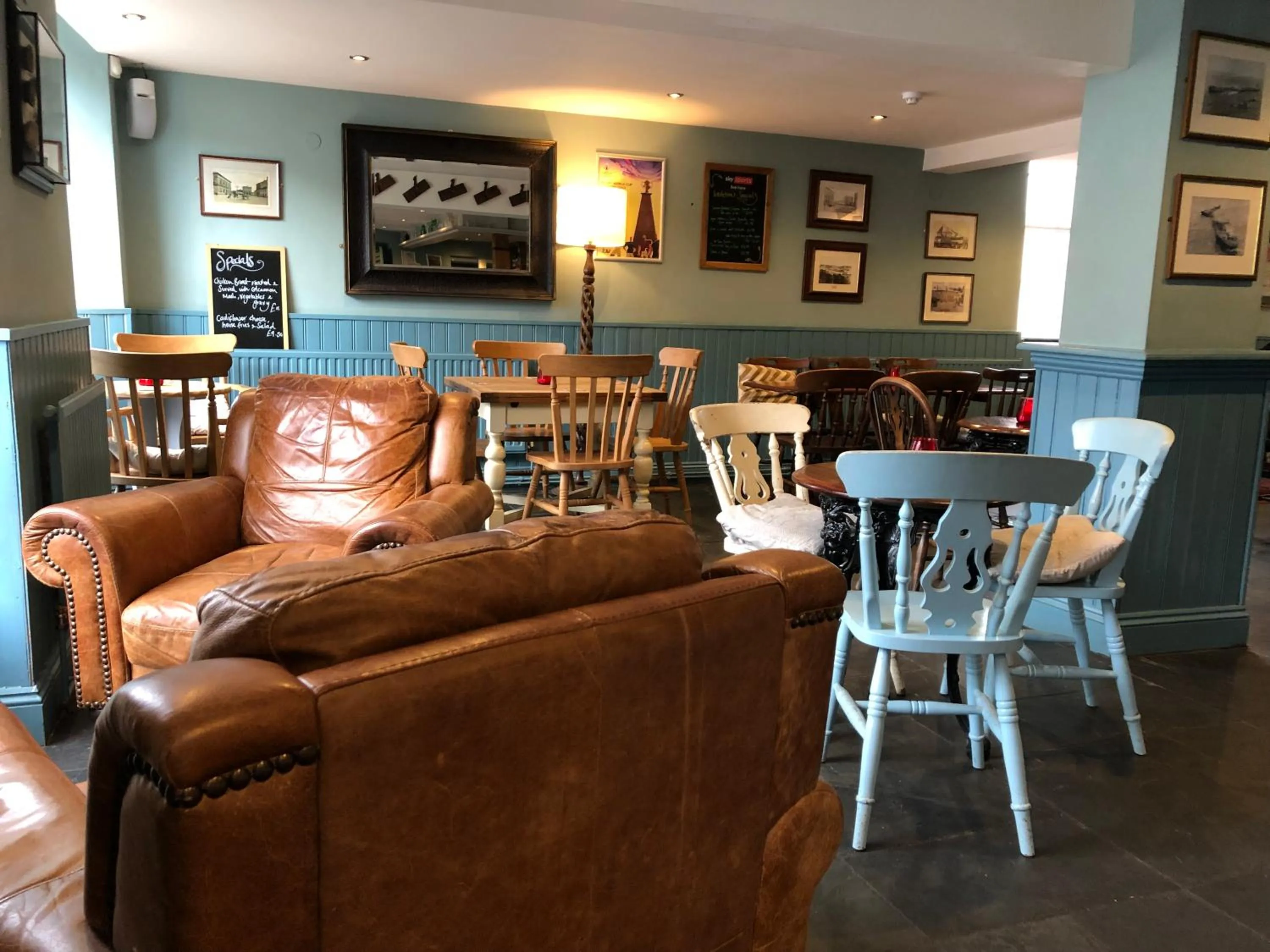 Living room in The Cornubia Inn