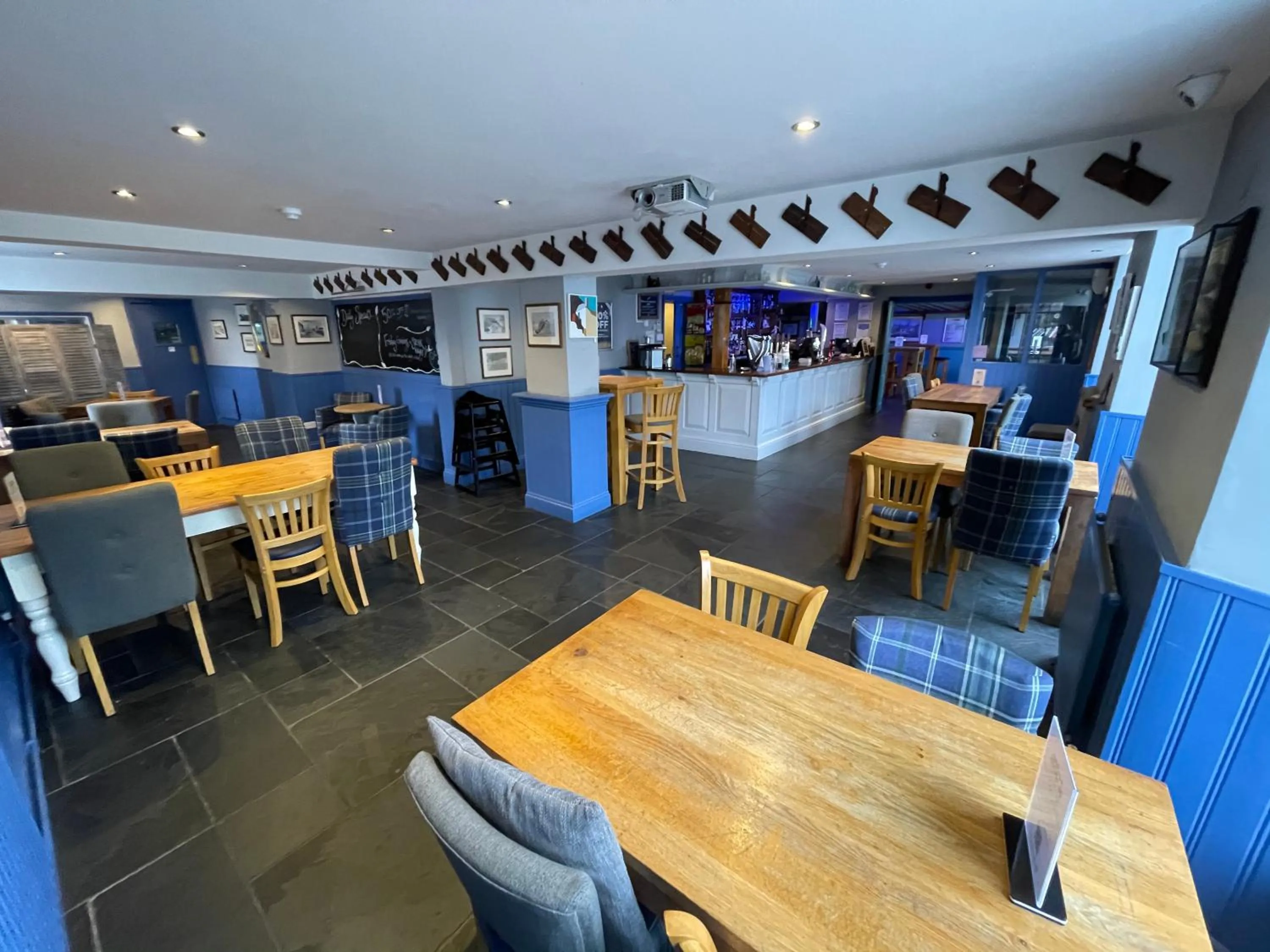 Lounge or bar in The Cornubia Inn