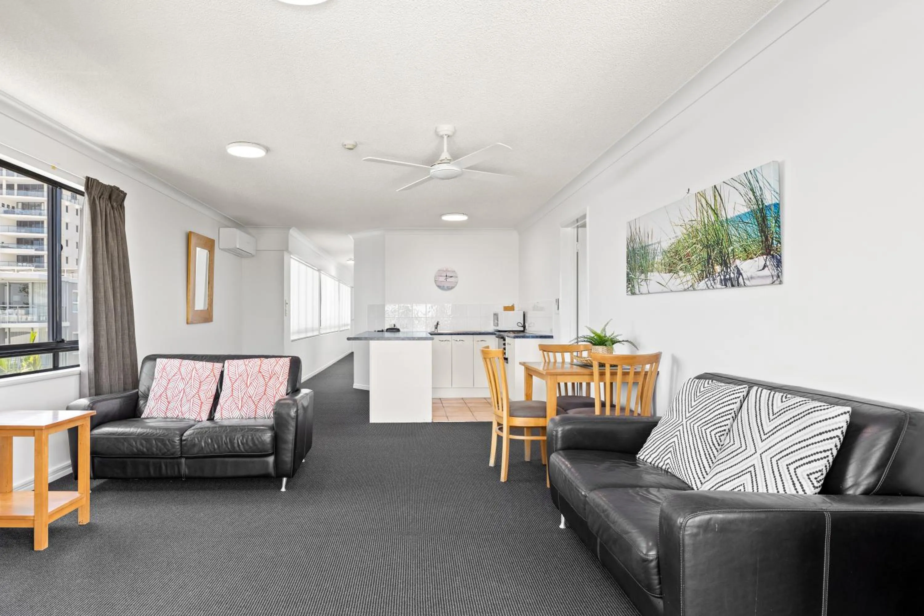Living room in Belaire Place Motel Apartments
