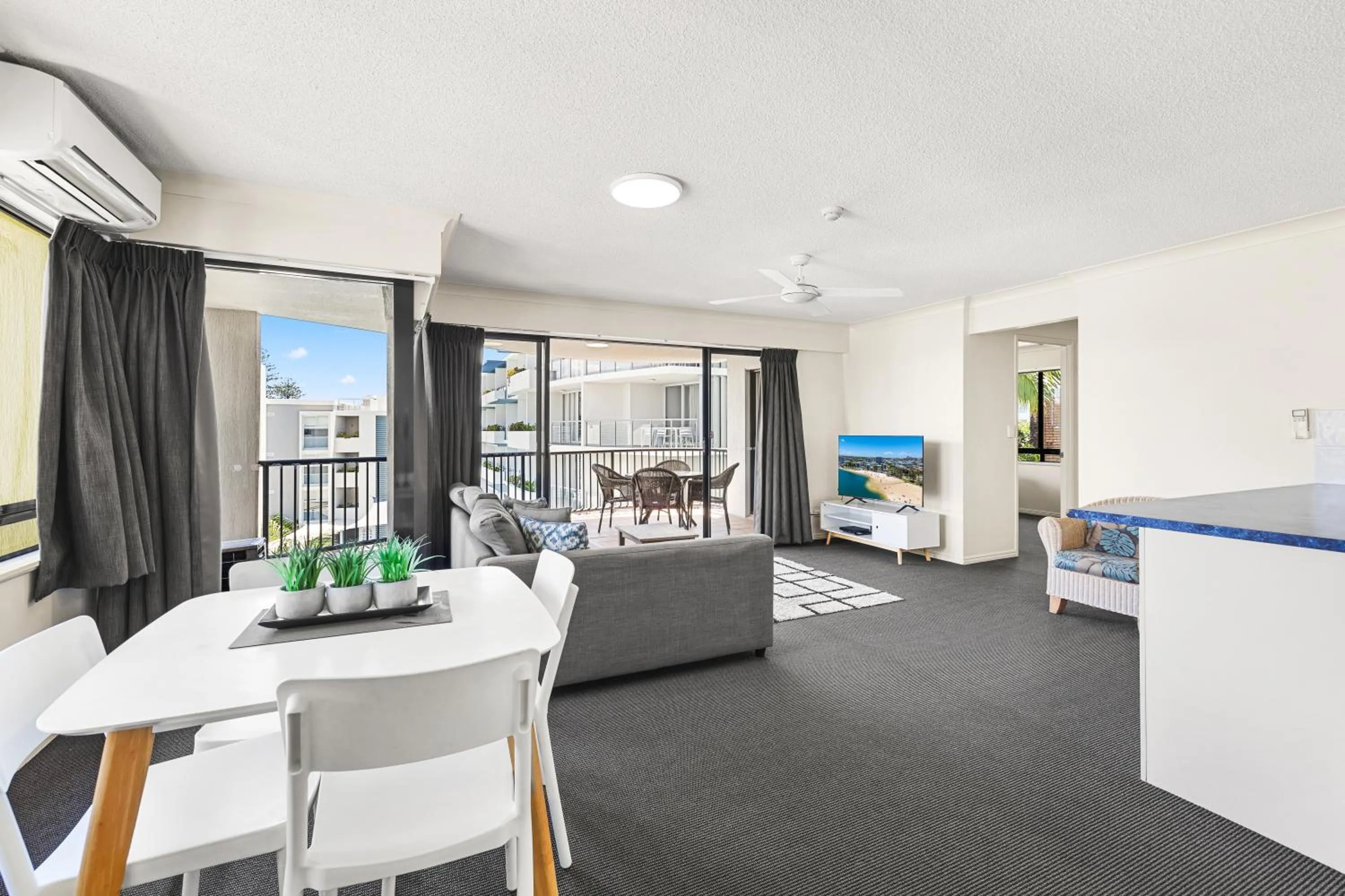 Living room in Belaire Place Motel Apartments