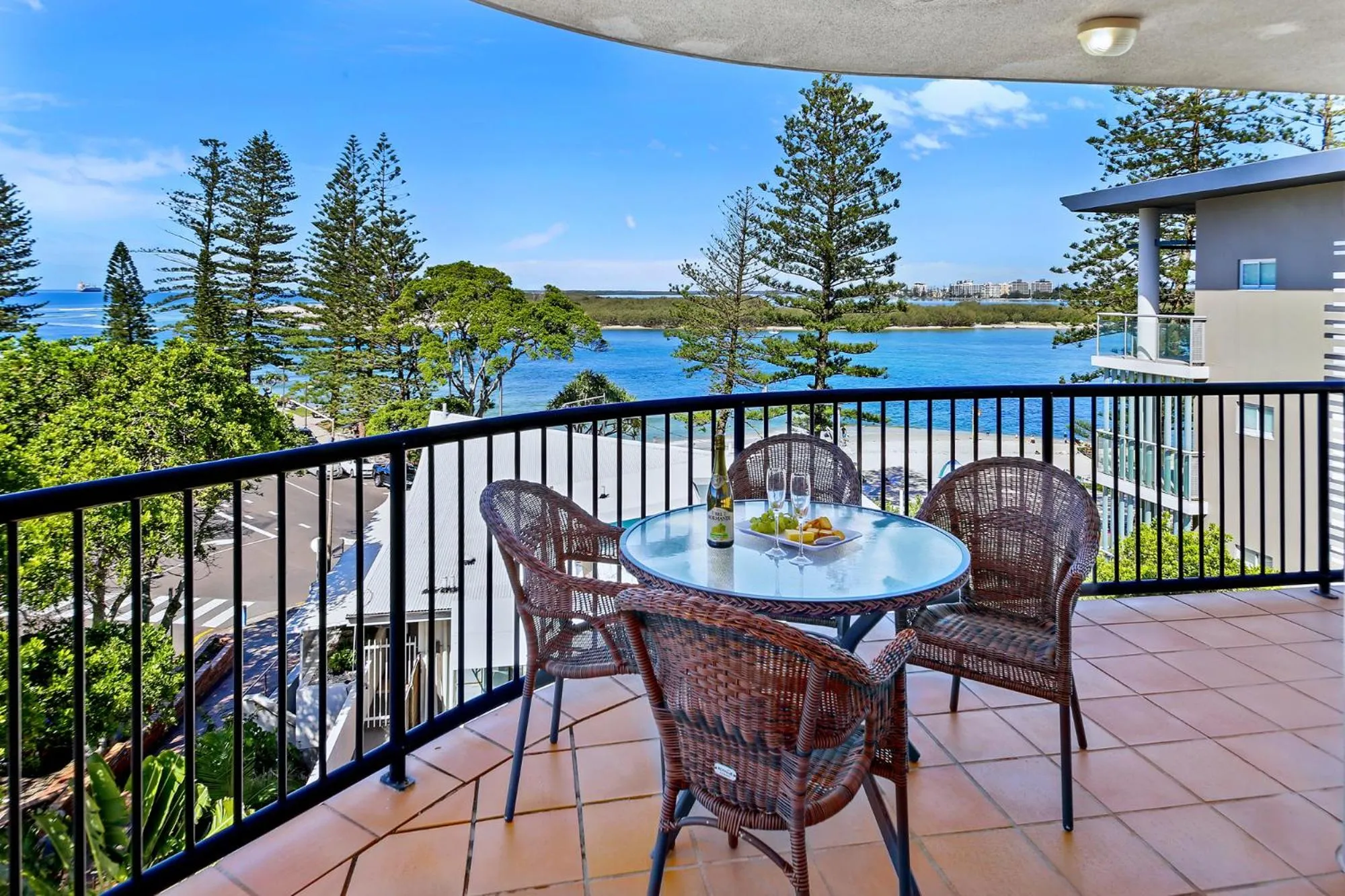 Balcony/Terrace in Belaire Place Motel Apartments