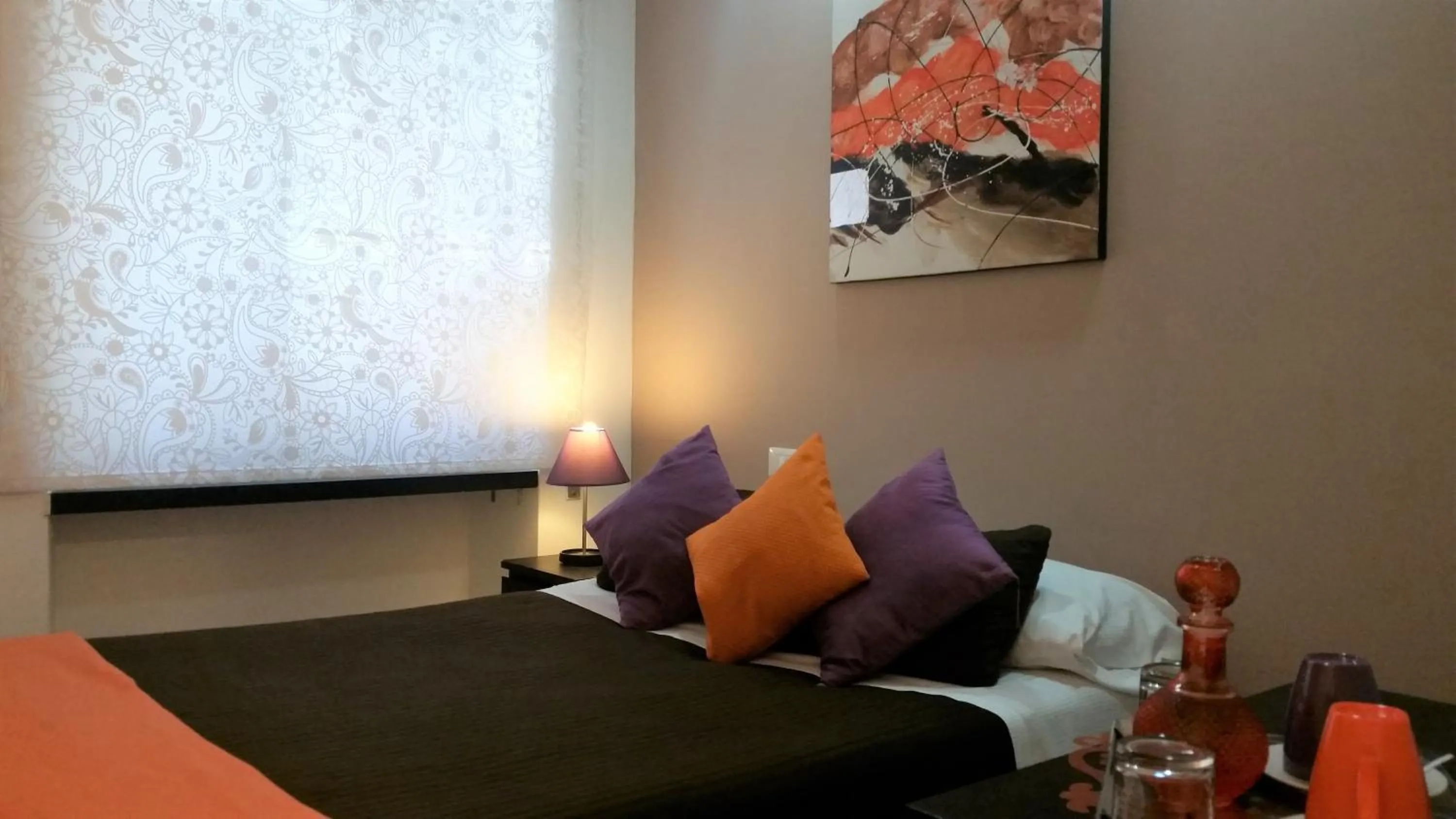 Photo of the whole room, Bed in InnVatican Guest House