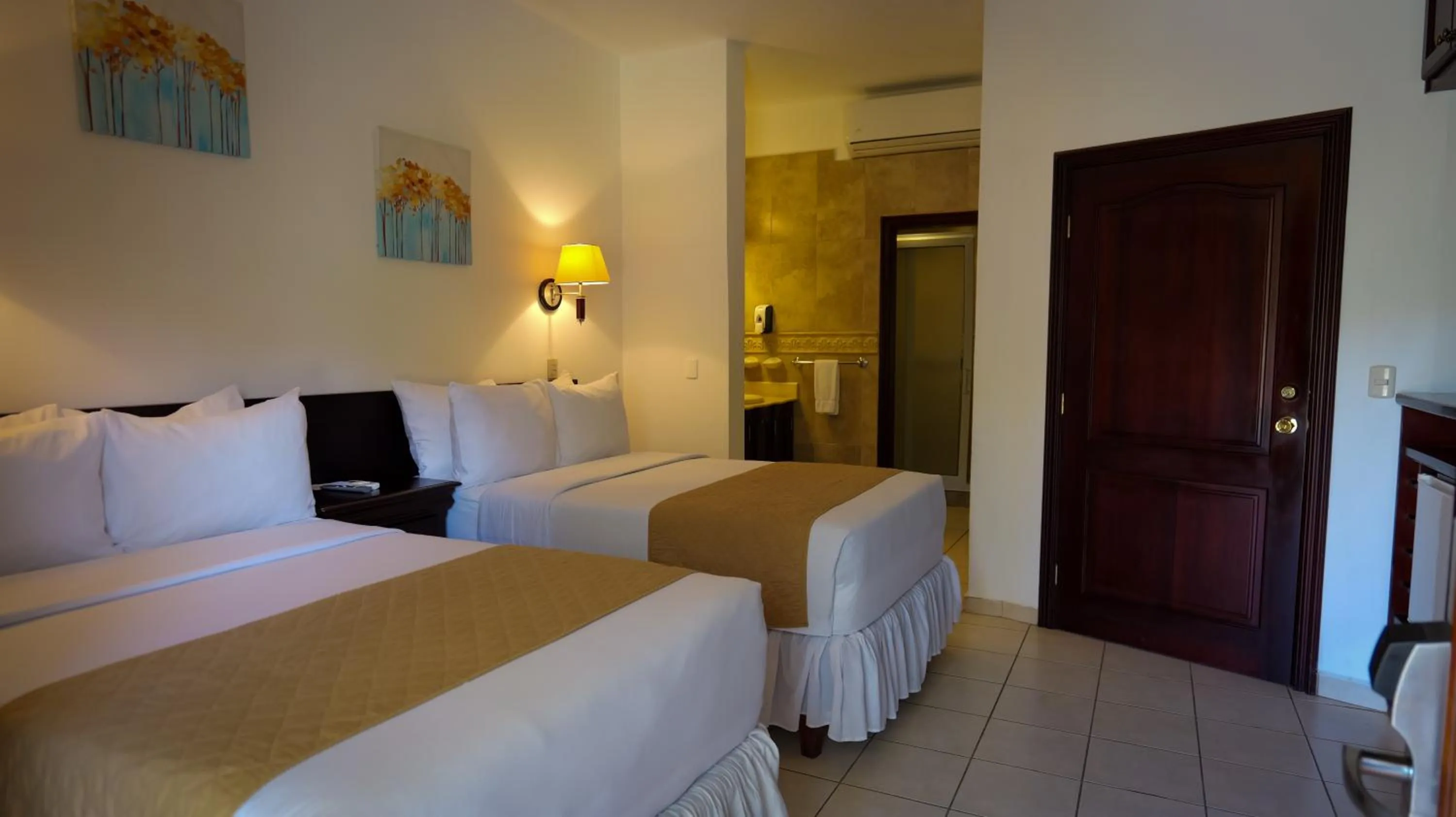 Bed in La Ensenada Beach Resort