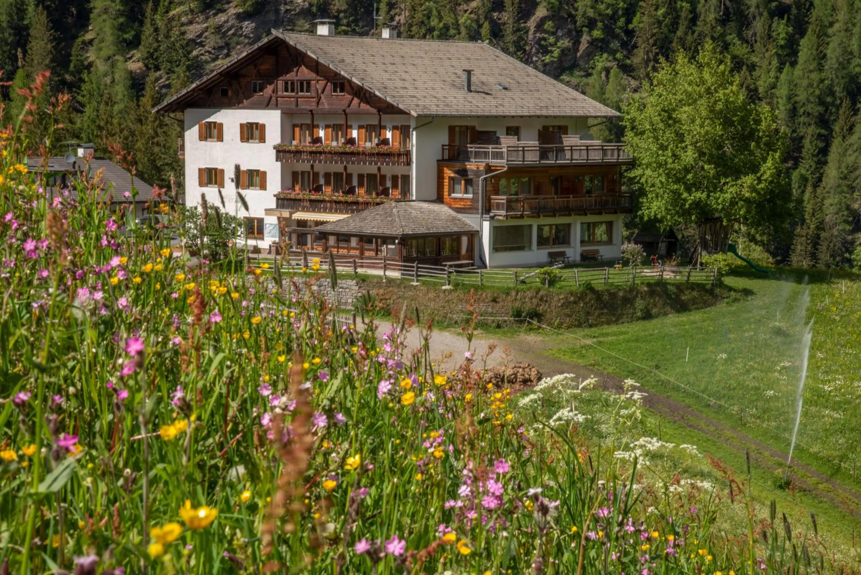 Property building in Hotel Ultnerhof