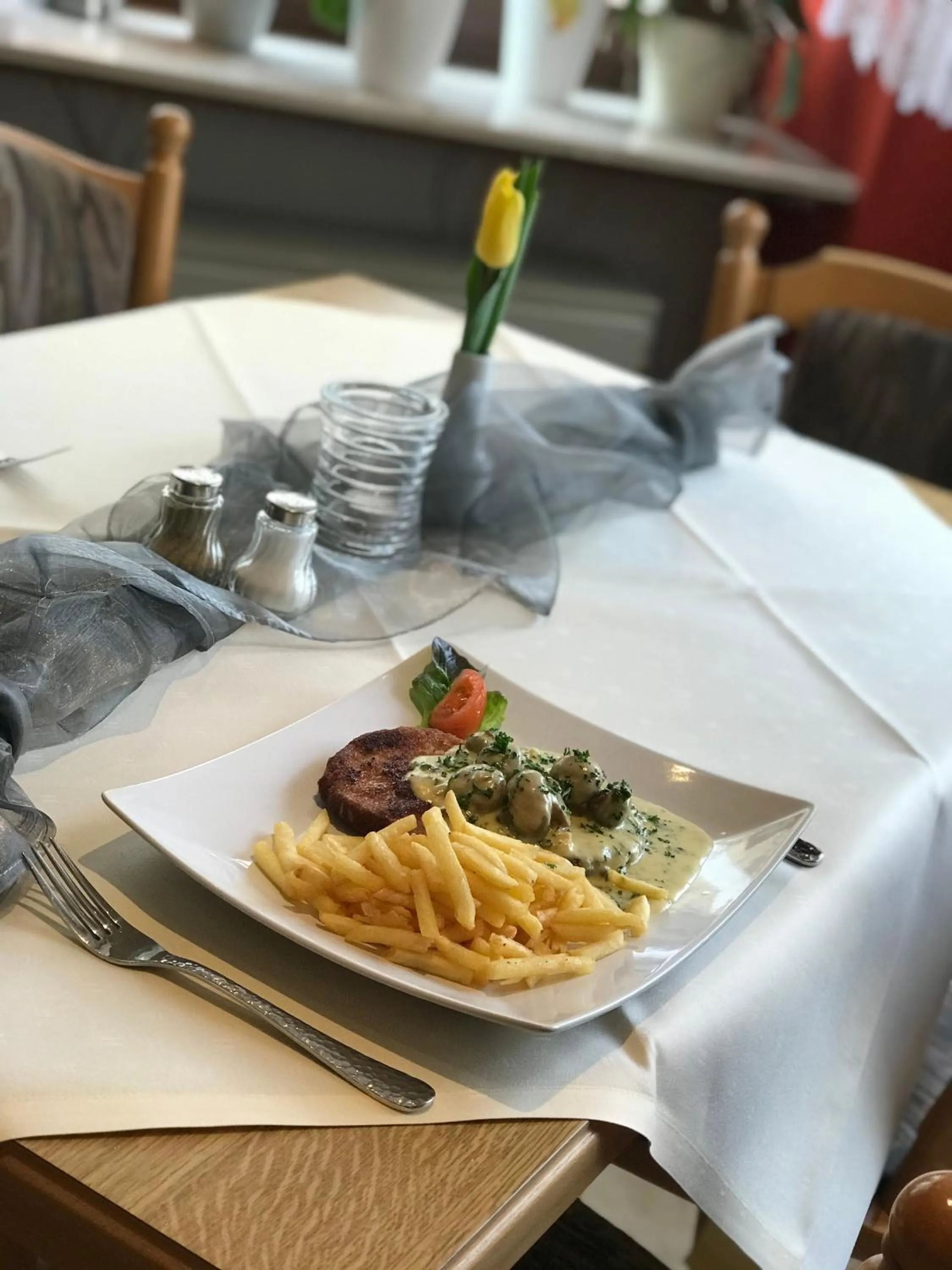 Lunch in Hotel-Restaurant Ehses