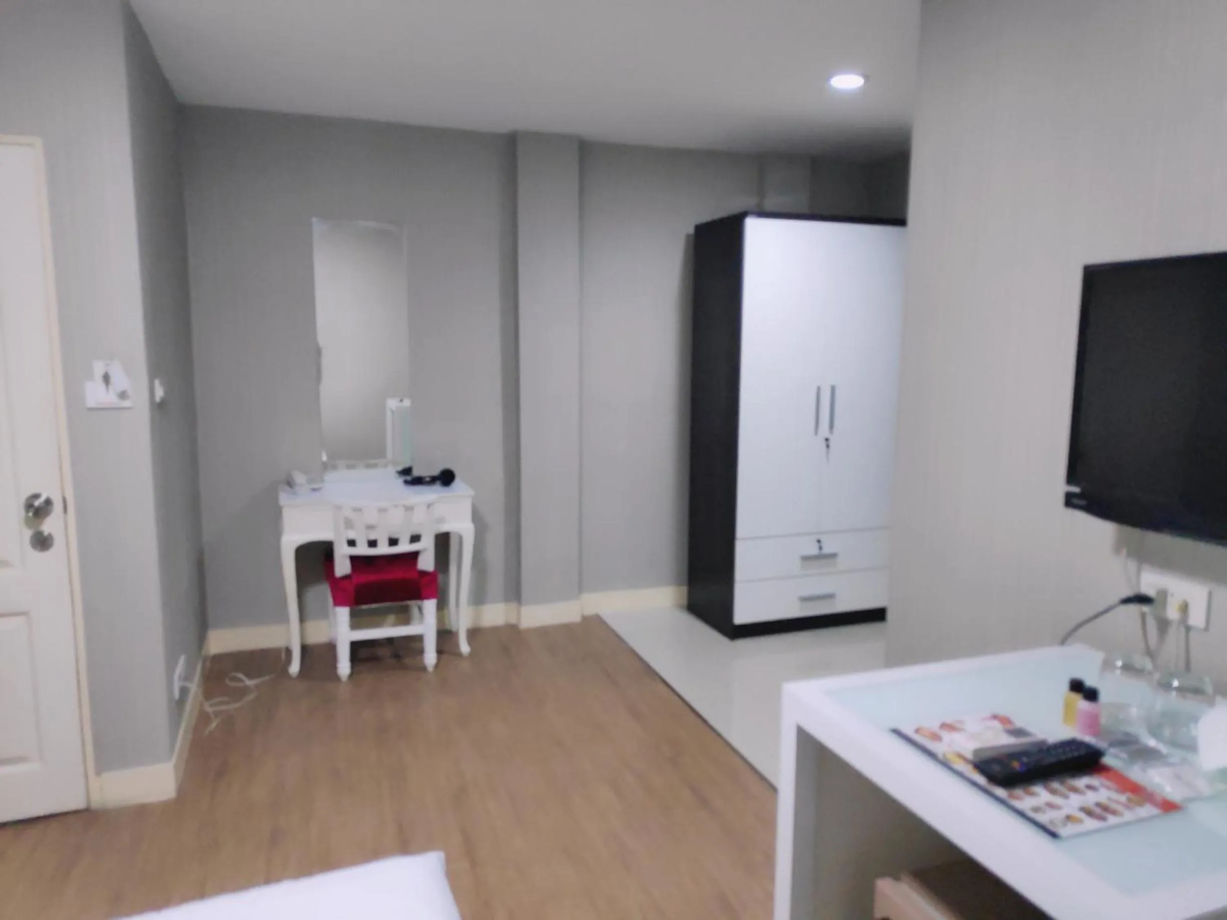 Bed in Tim Place - BTS Phra Khanong