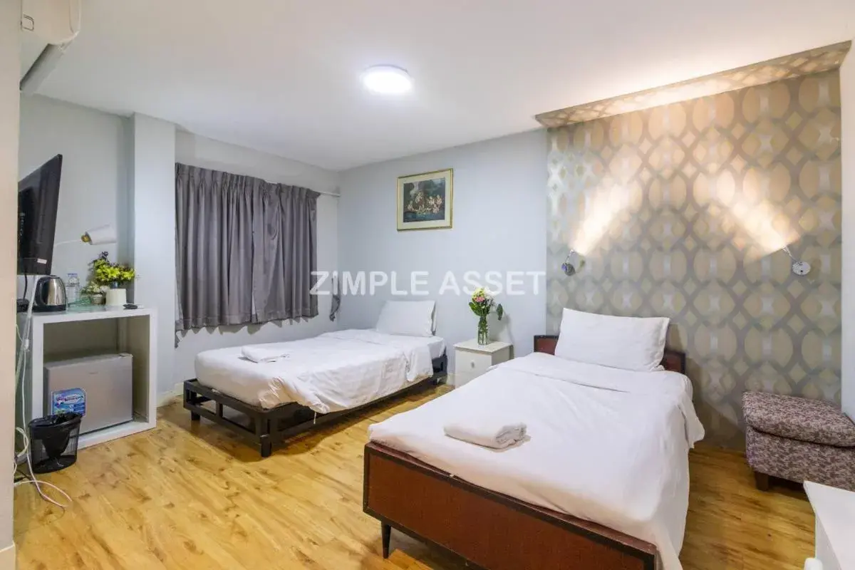 Superior Twin Room in Tim Place - BTS Phra Khanong Superior Twin Room in Tim Place - BTS Phra Khanong