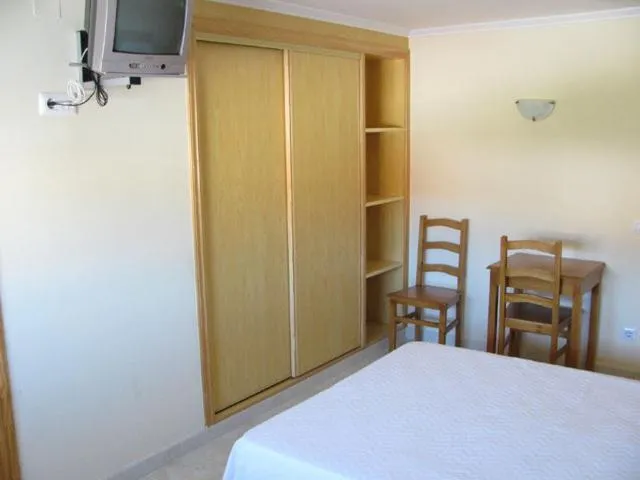 Photo of the whole room in Hotel Restaurante Los Tulipanes