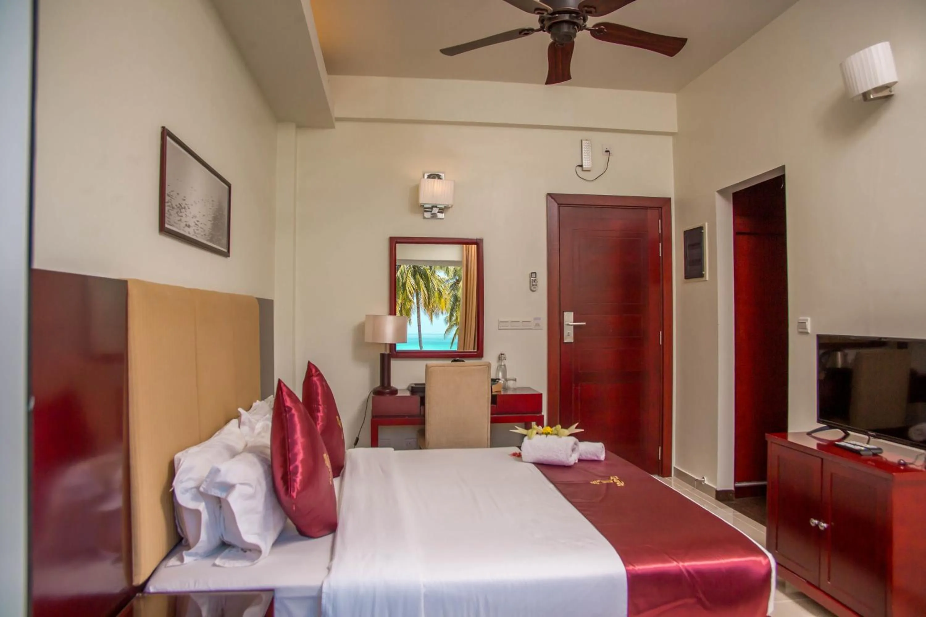 Bed in Reveries Maldives